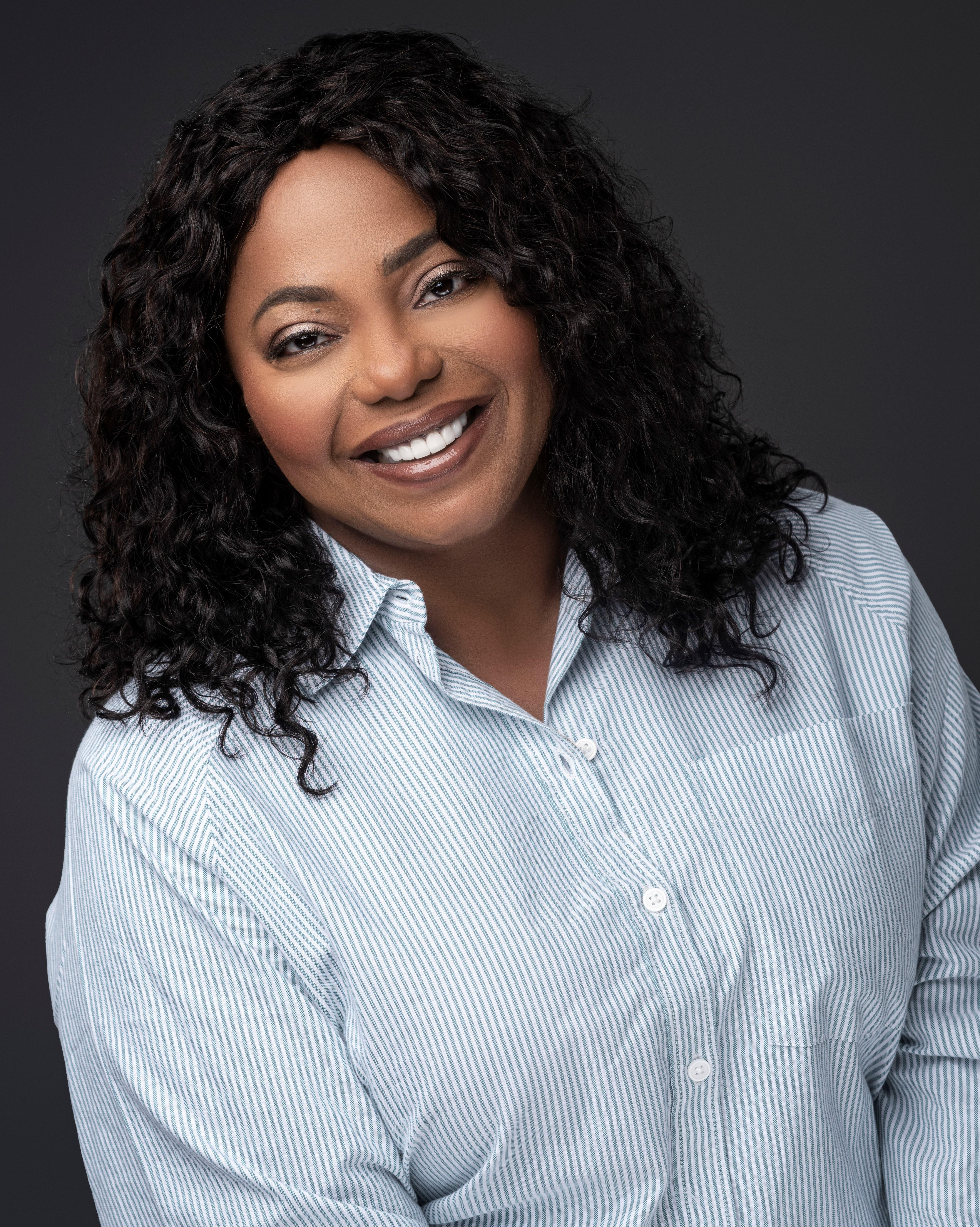 actor Cocoa Brown large photo