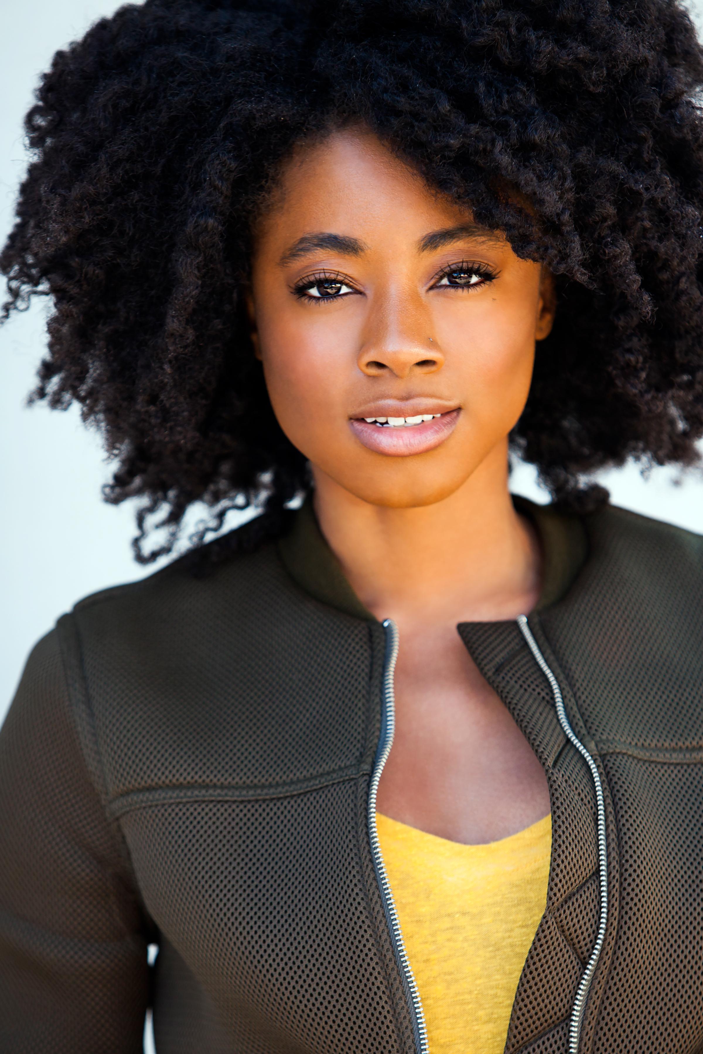 actor India McGee large photo