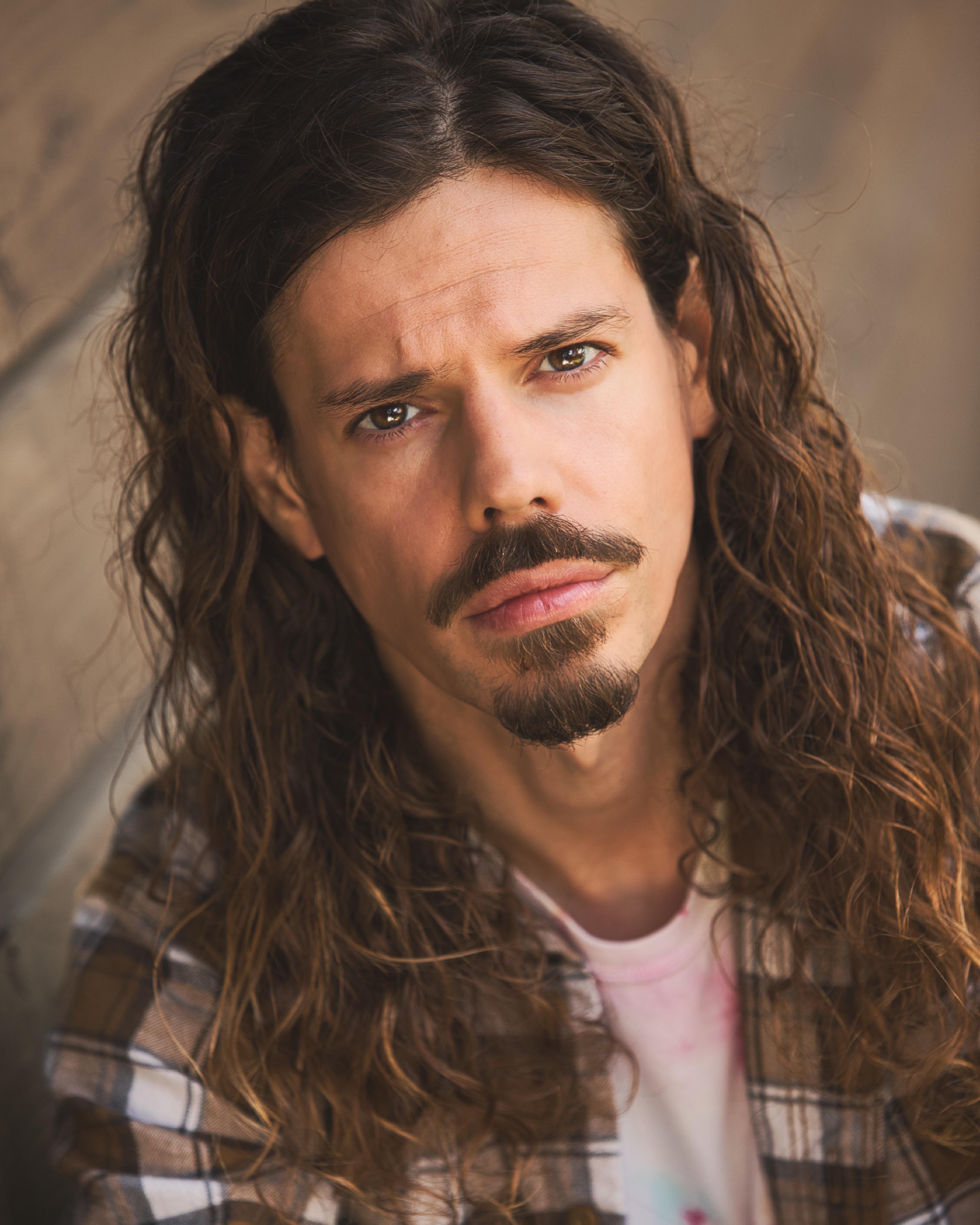 actor Ben Seaward large photo