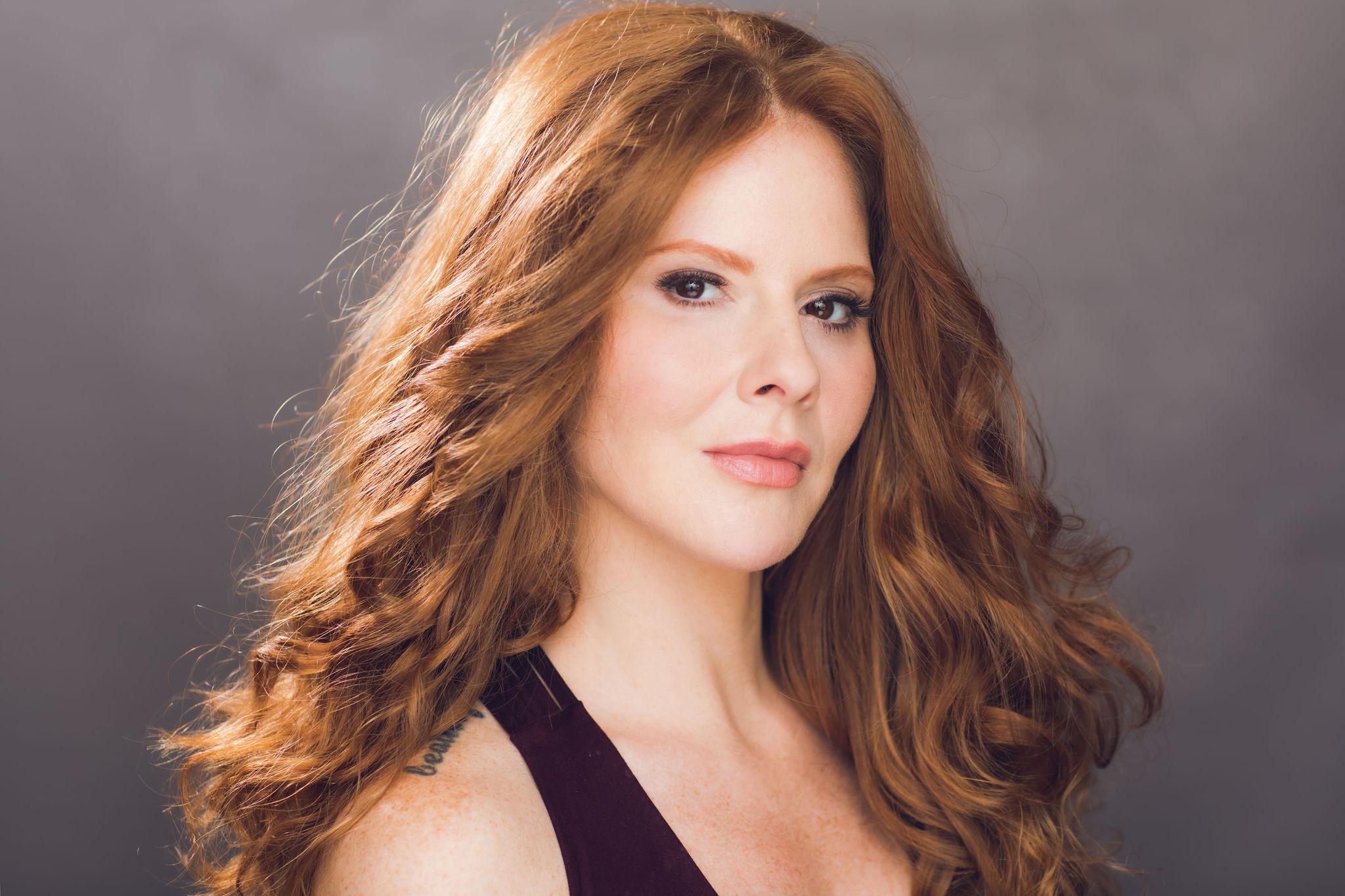 actor Libby Blake large photo