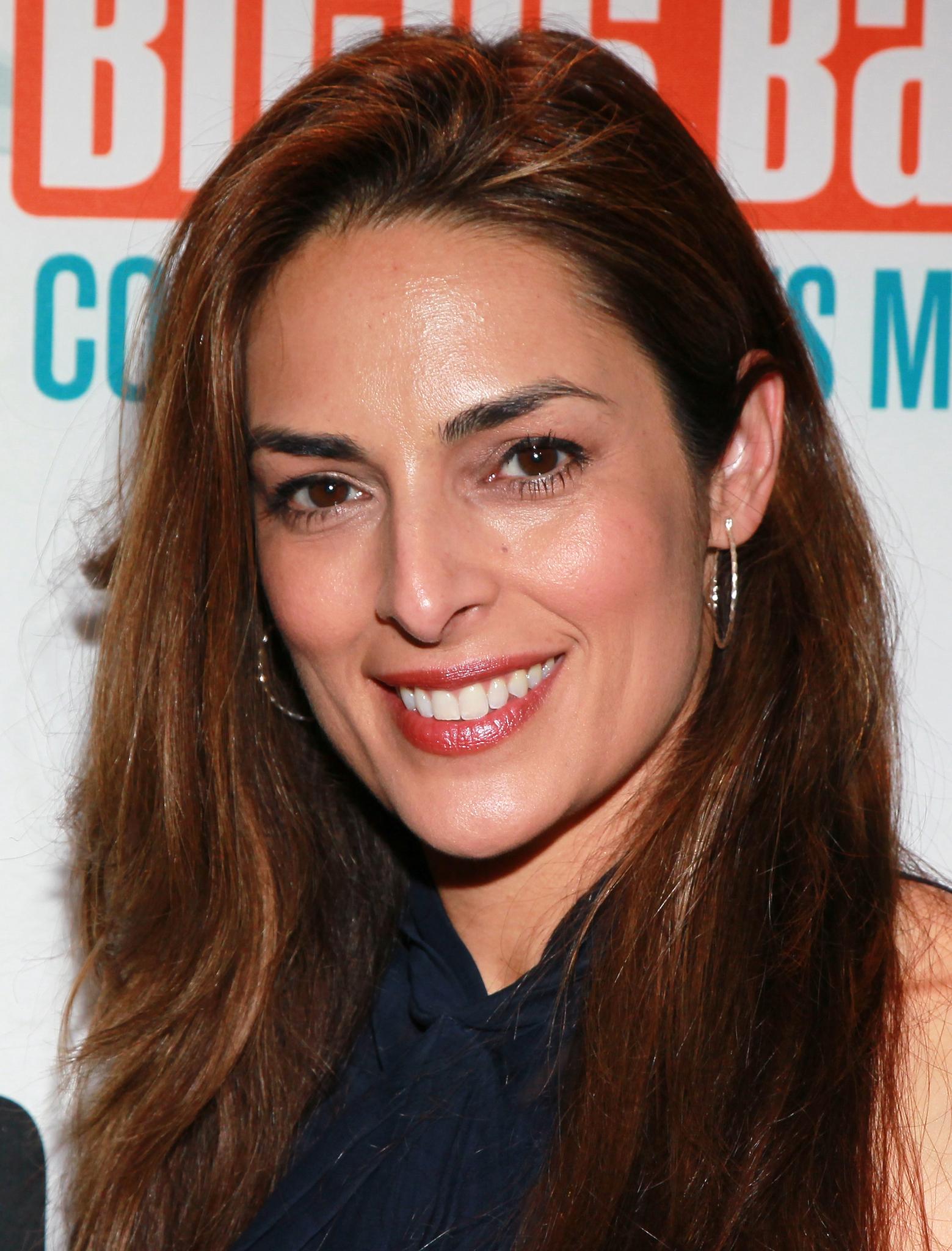 actor Lisa Ann Russell large photo