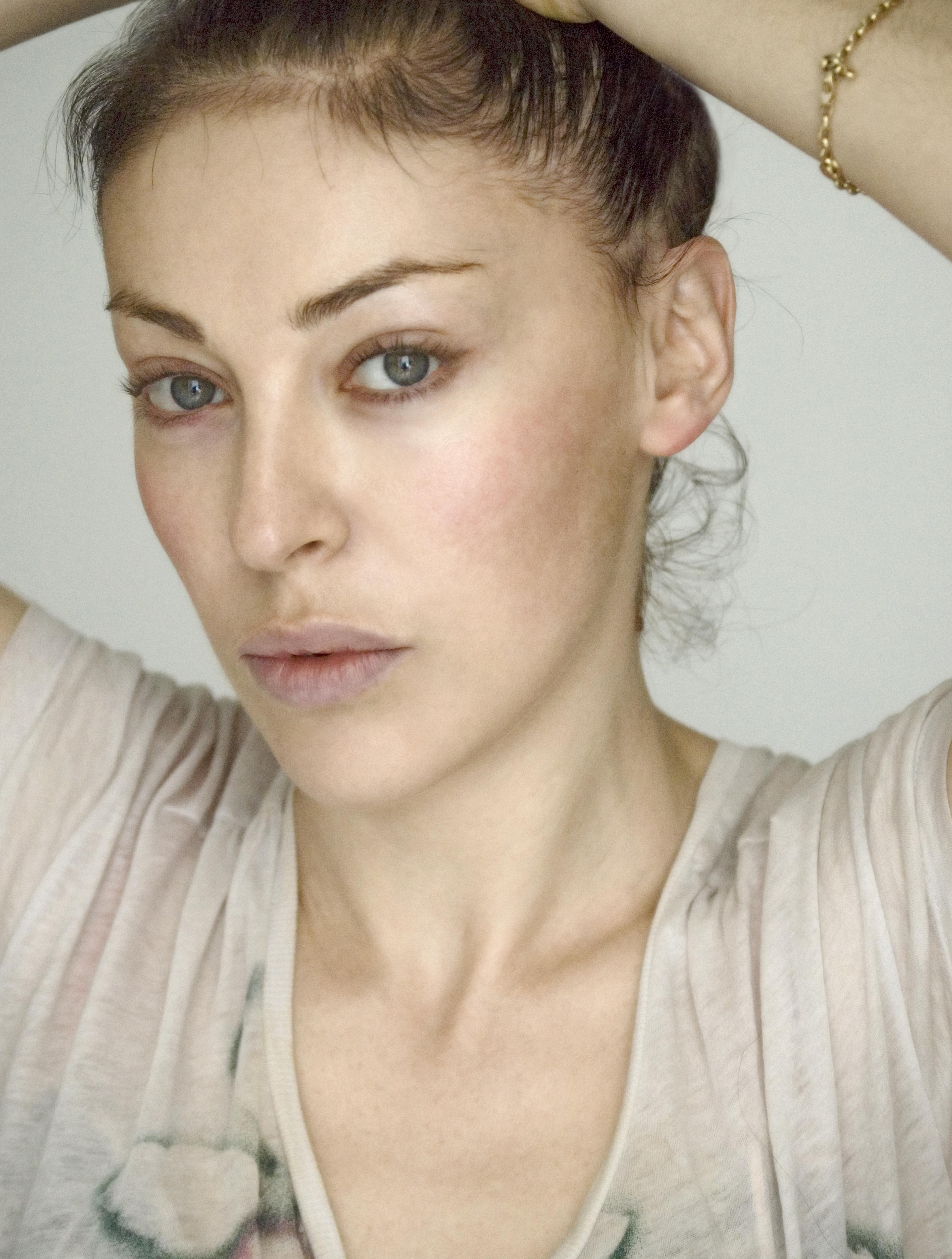 actor Doraly Rosa large photo