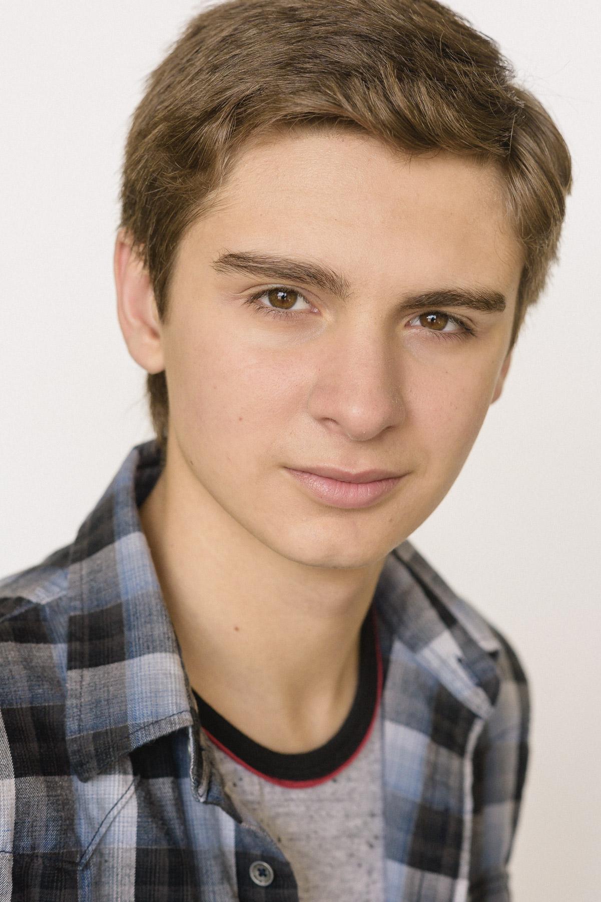 actor Alexander Kravec large photo