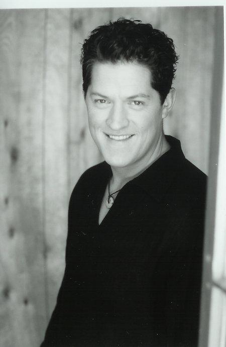 actor Derk Cheetwood large photo