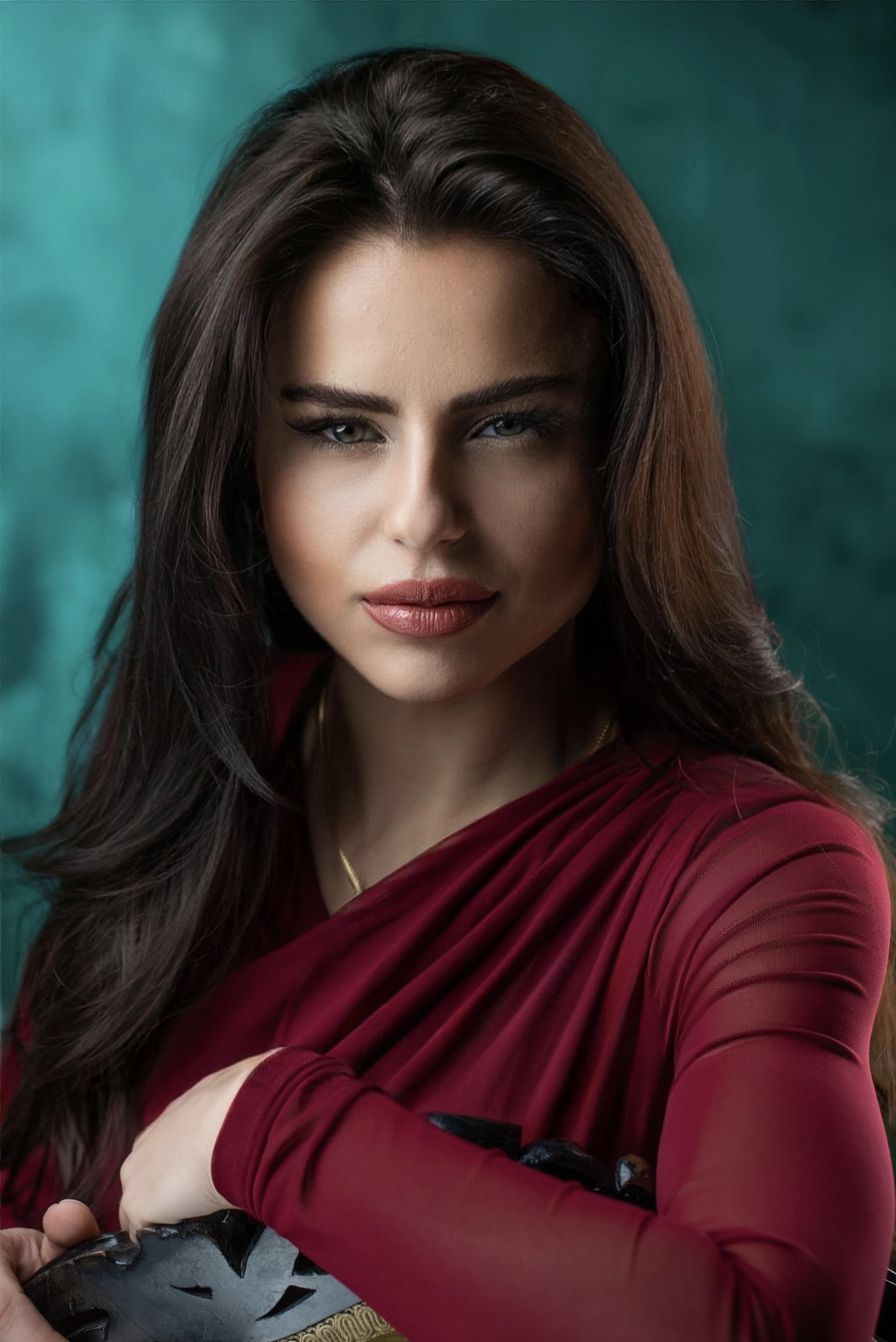 actor Victoria Grant large photo