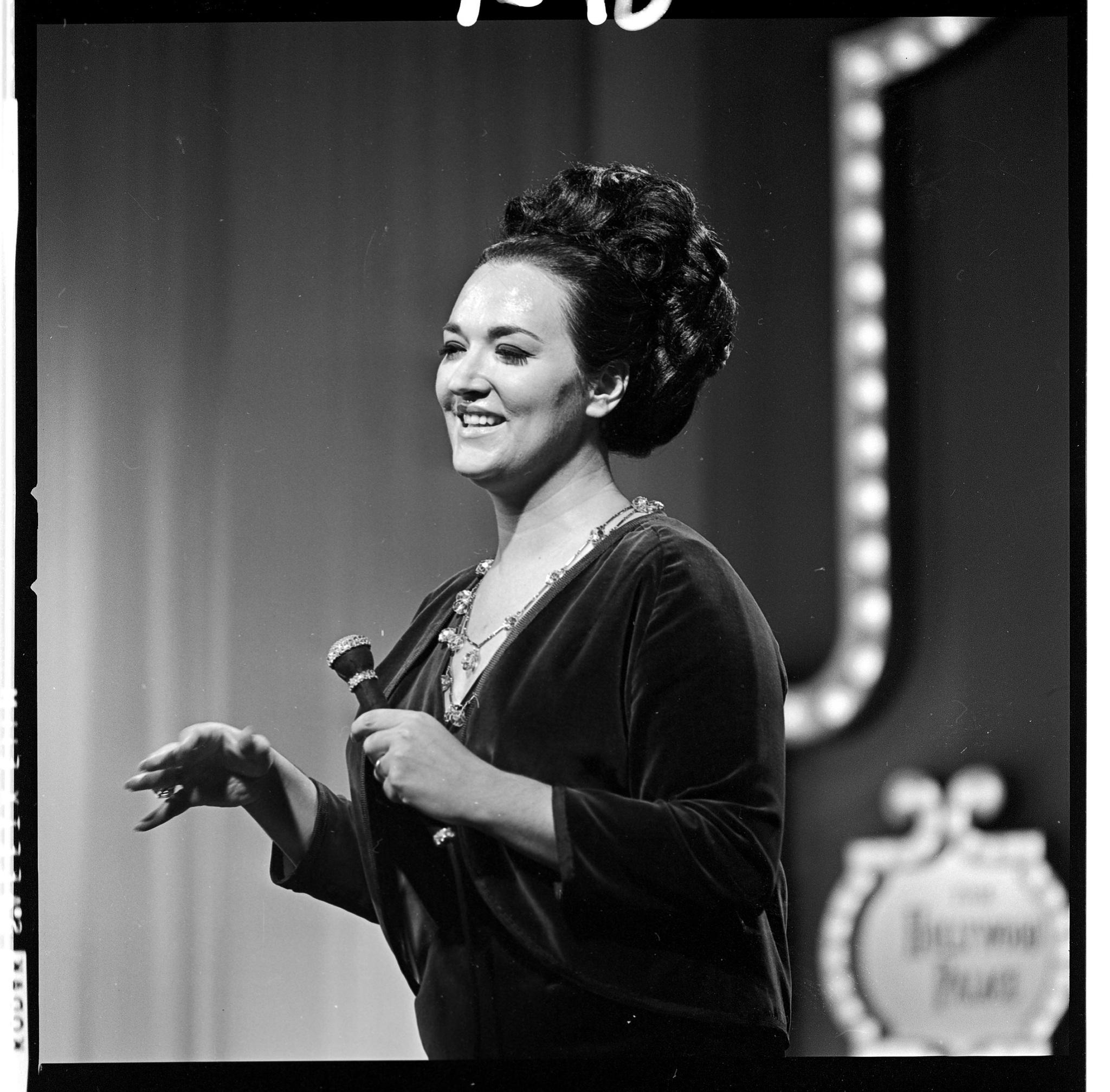 actor Morgana King large photo
