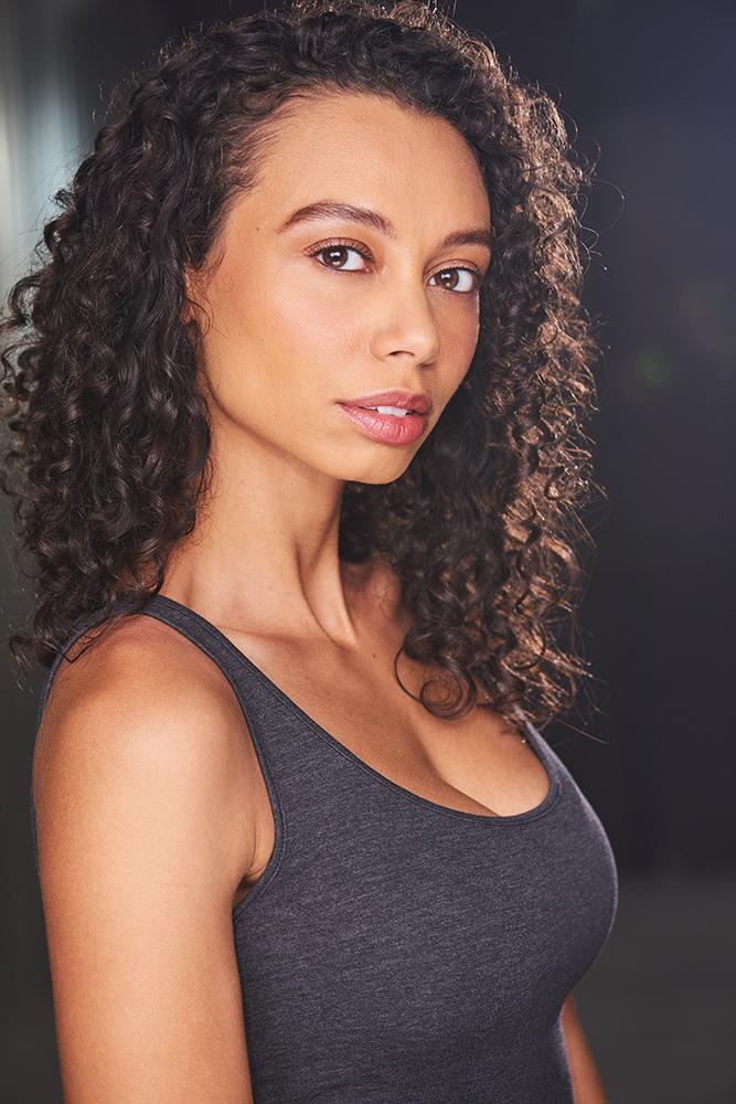 actor Heidi Lewandowski large photo