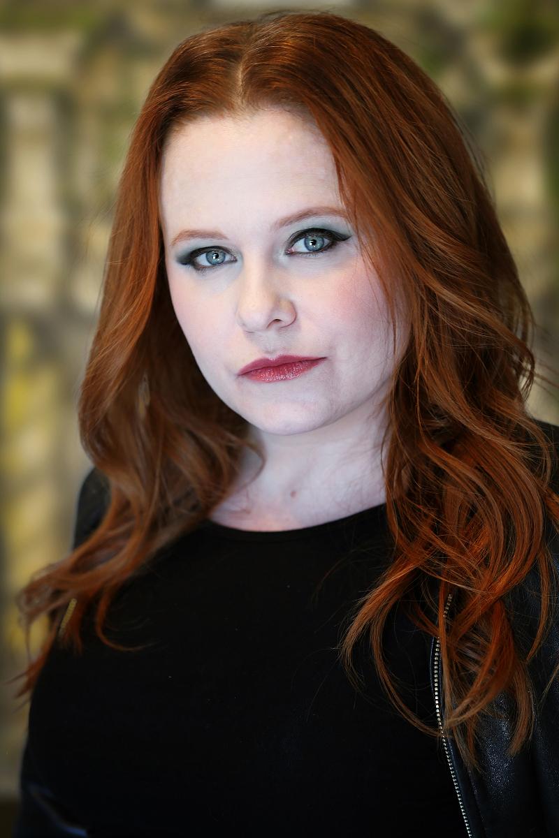 actor Bri Bynon McGregor large photo