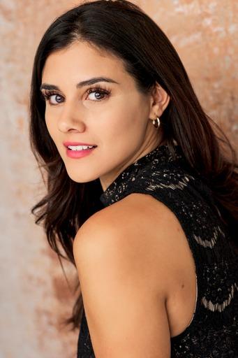 actor Juliana Destefano large photo