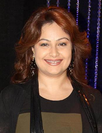 actor Ayesha Jhulka large photo