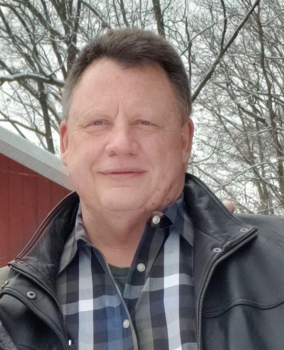 actor Dan Gradijan large photo