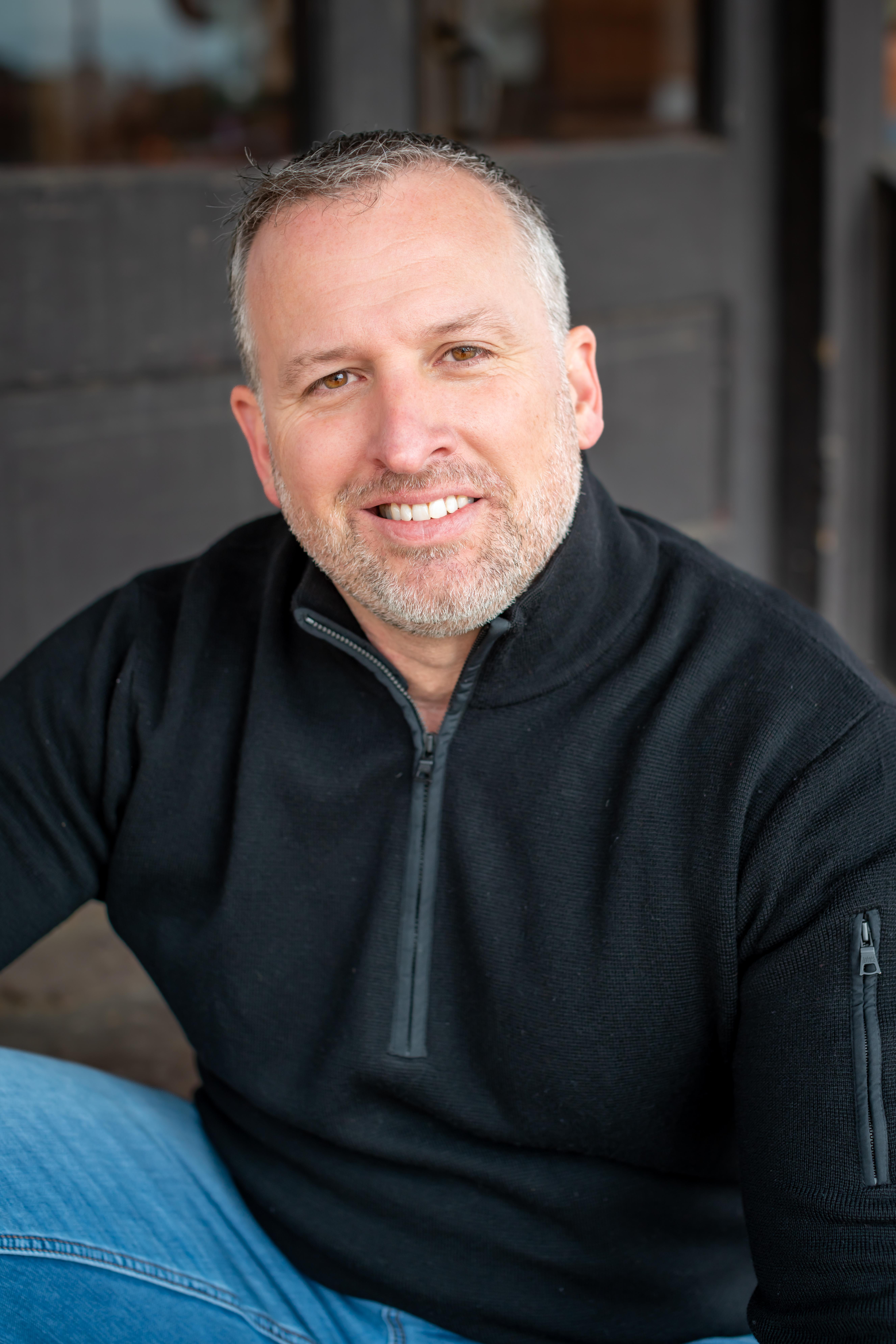 actor Chad Gundersen large photo