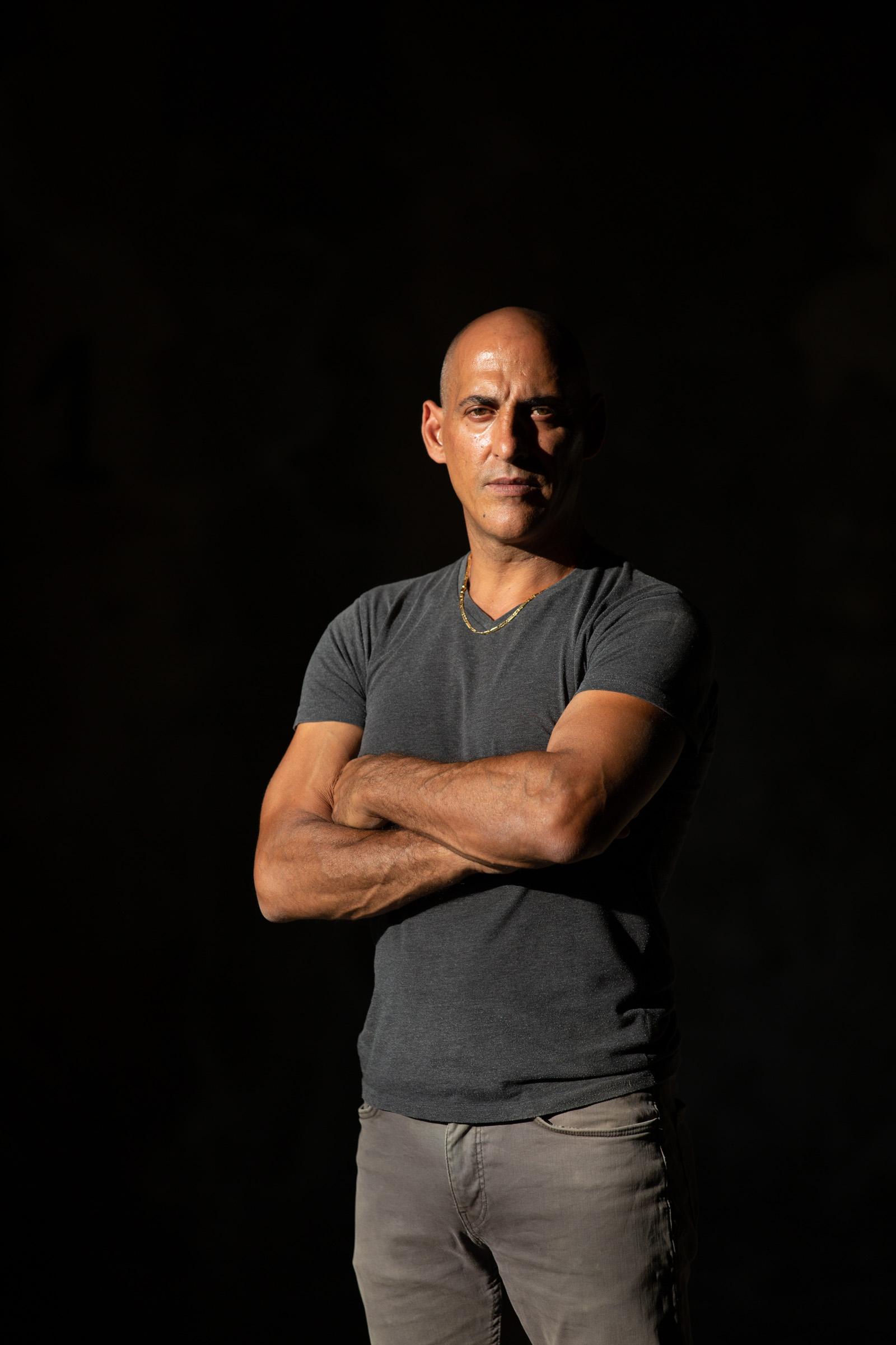 actor Simone Bonelli large photo