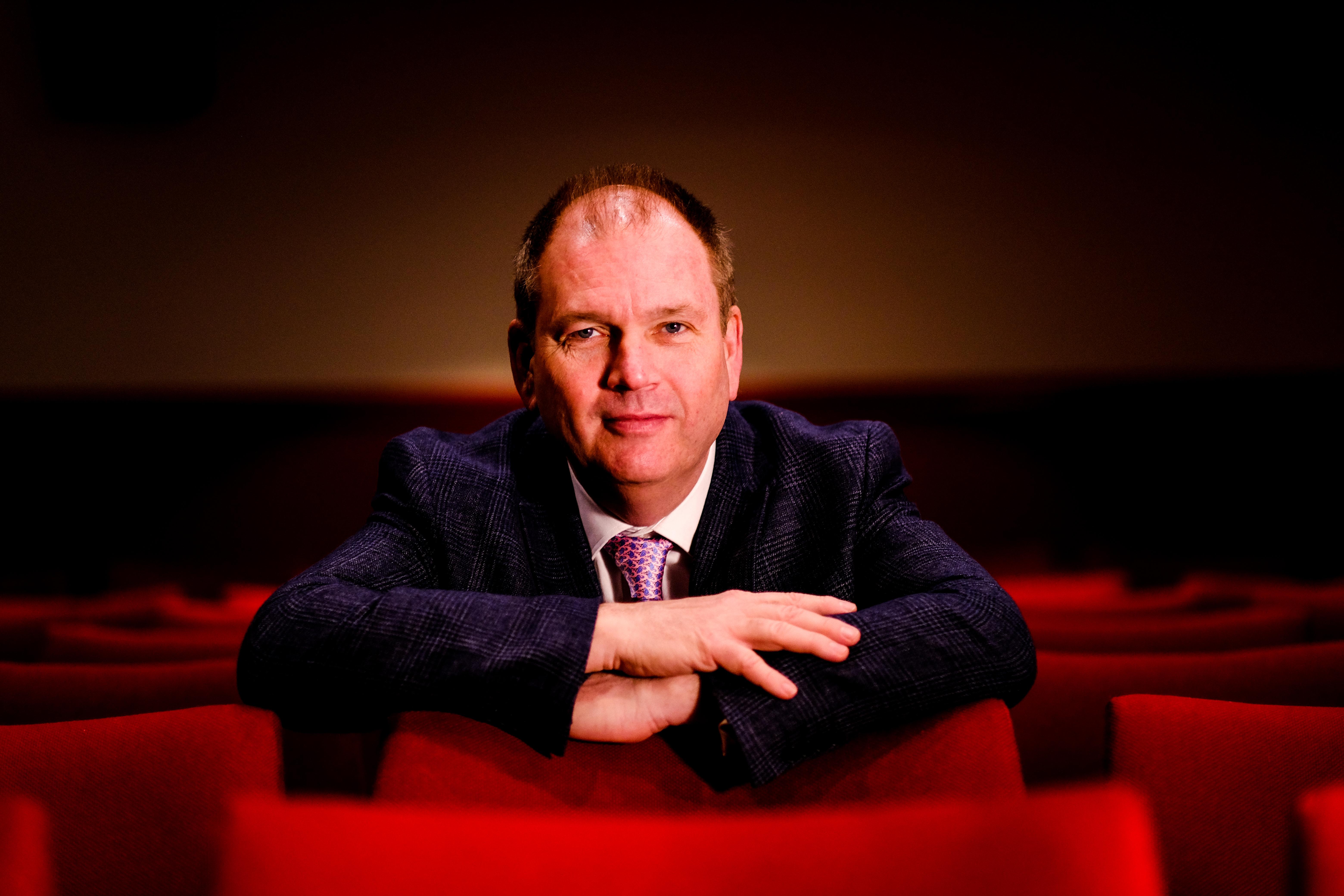 actor Kelvin Guy large photo