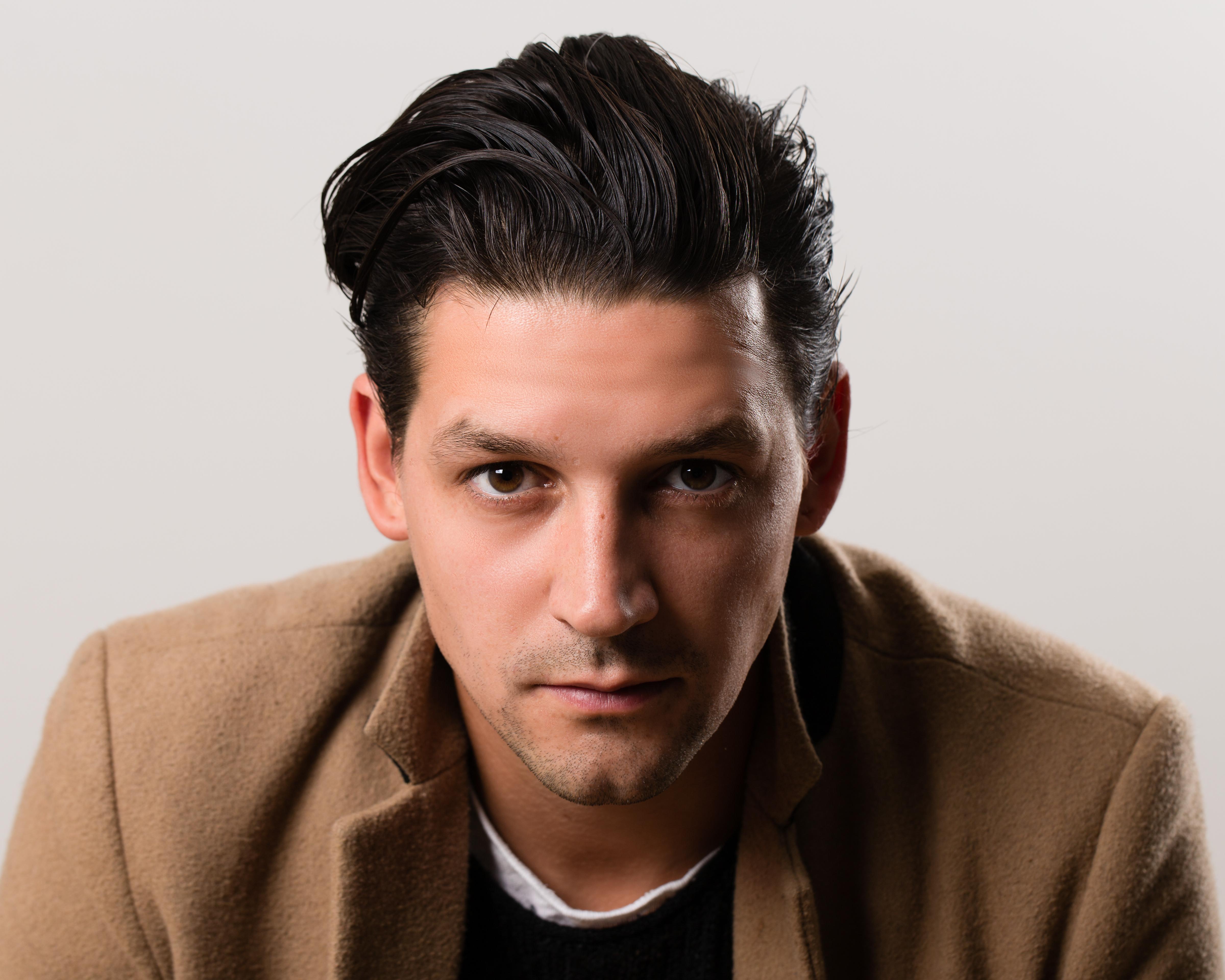 actor Callum McGowan large photo