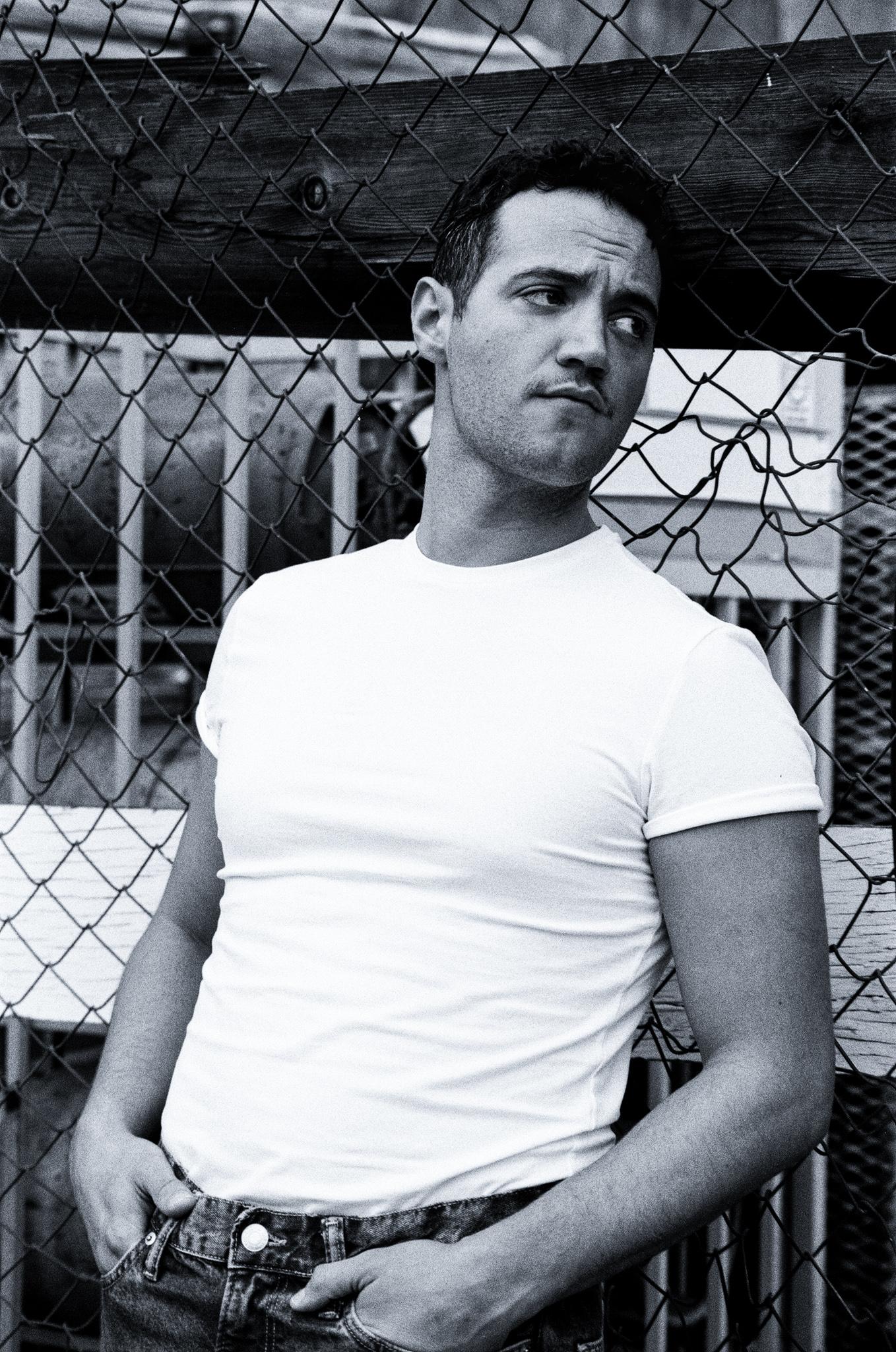 actor Michael Monasterio large photo