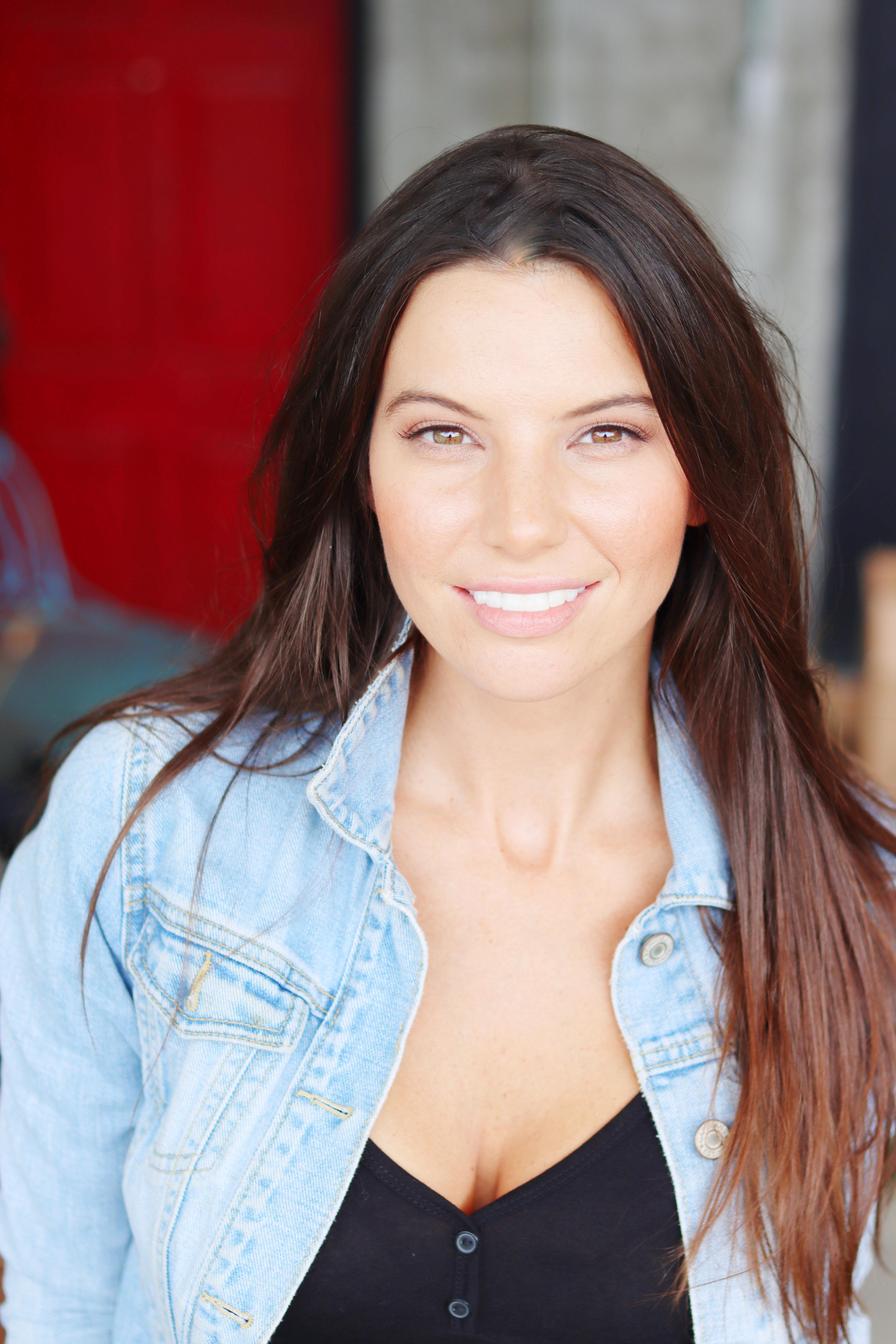 actor Lauran Foster large photo