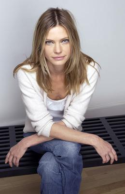 actor Karen Ferrari large photo