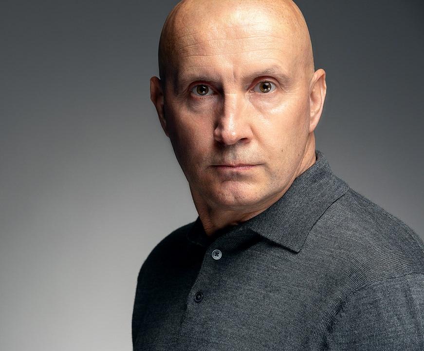 actor Julian Clapton large photo