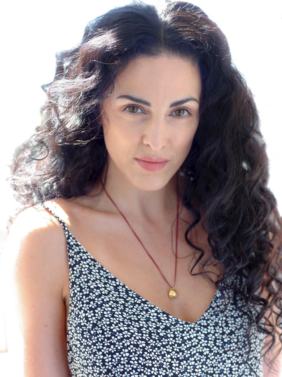 actor Kellie Blaise large photo