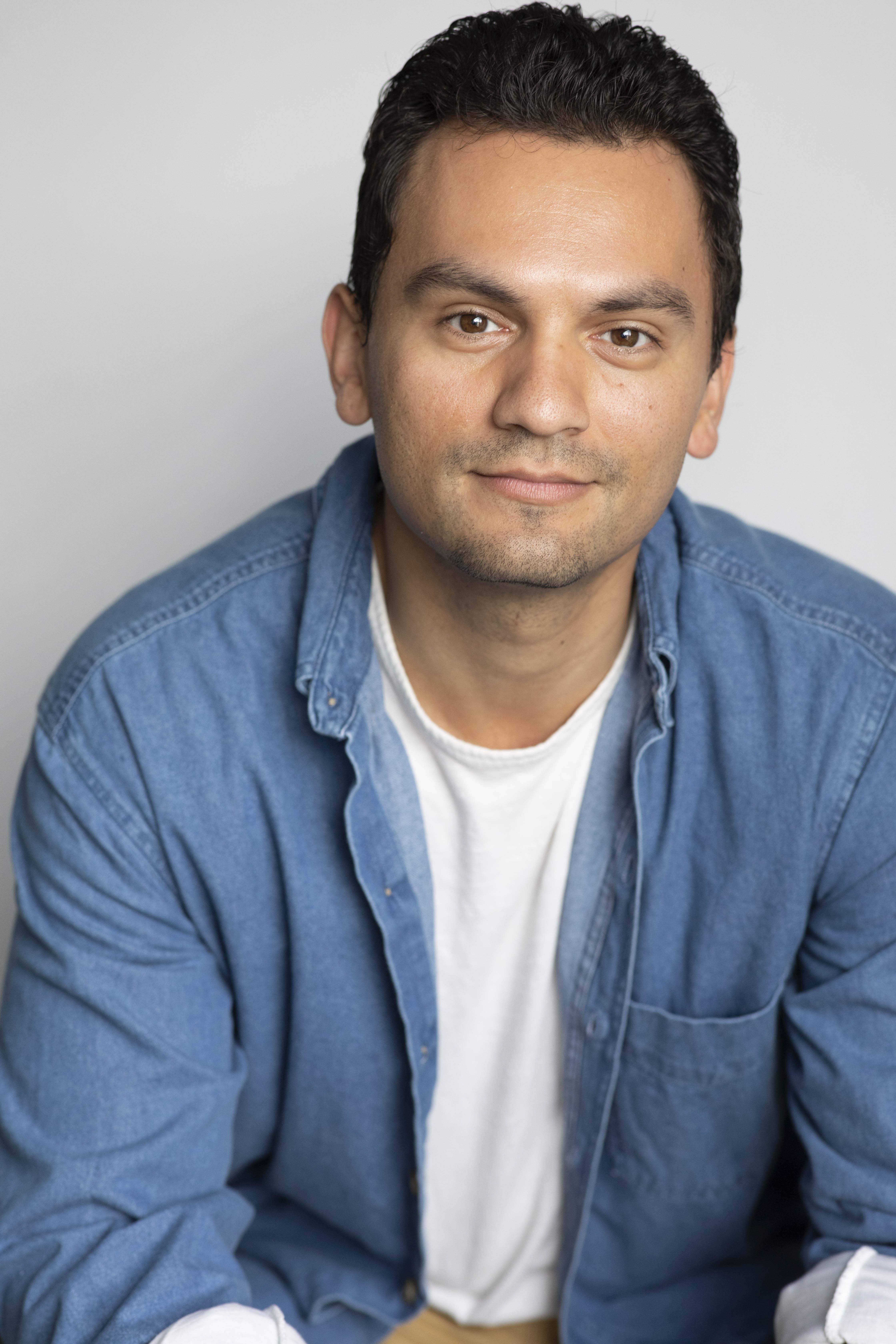 actor Chris Arellano large photo