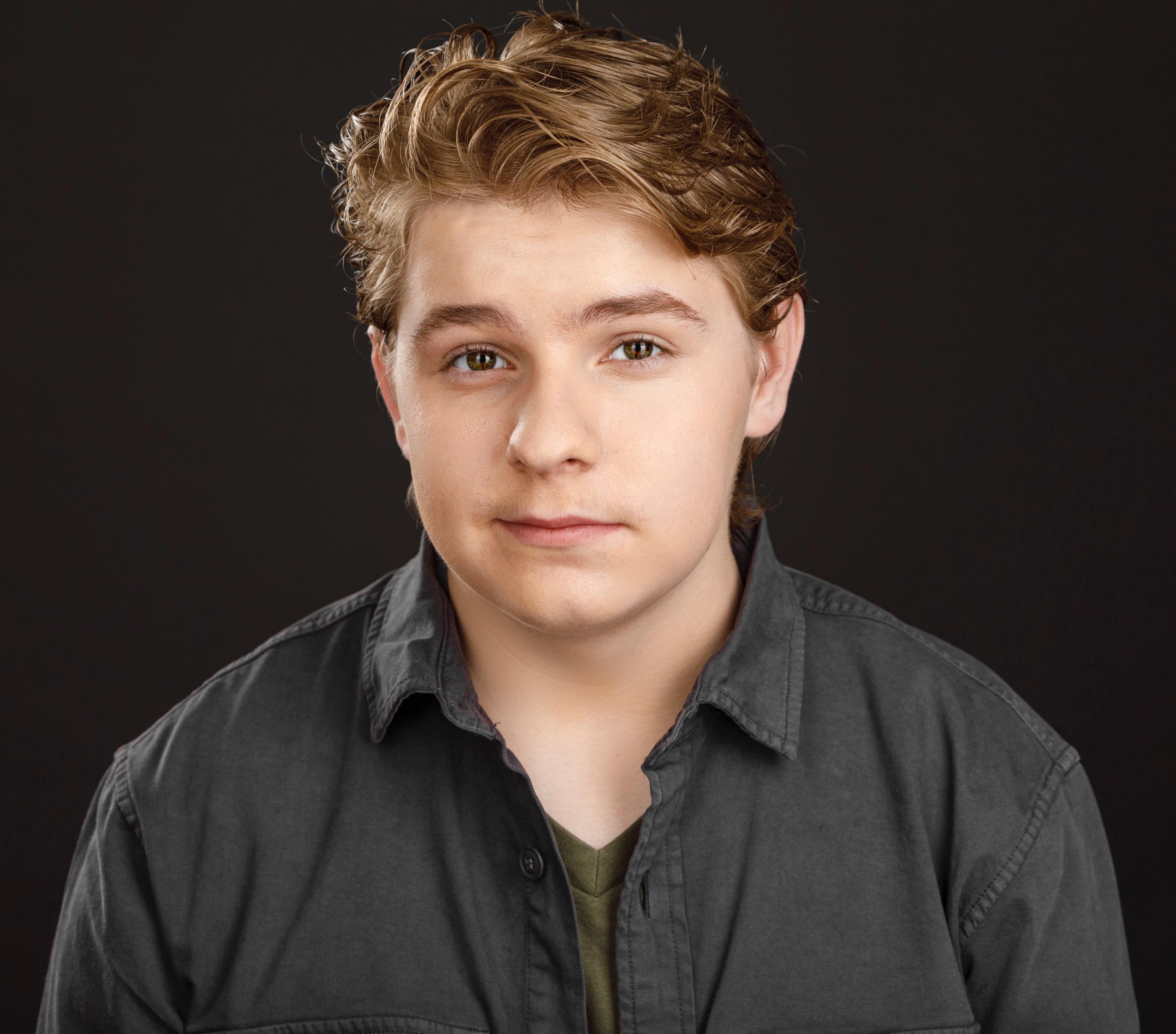 actor Brogan Hall large photo