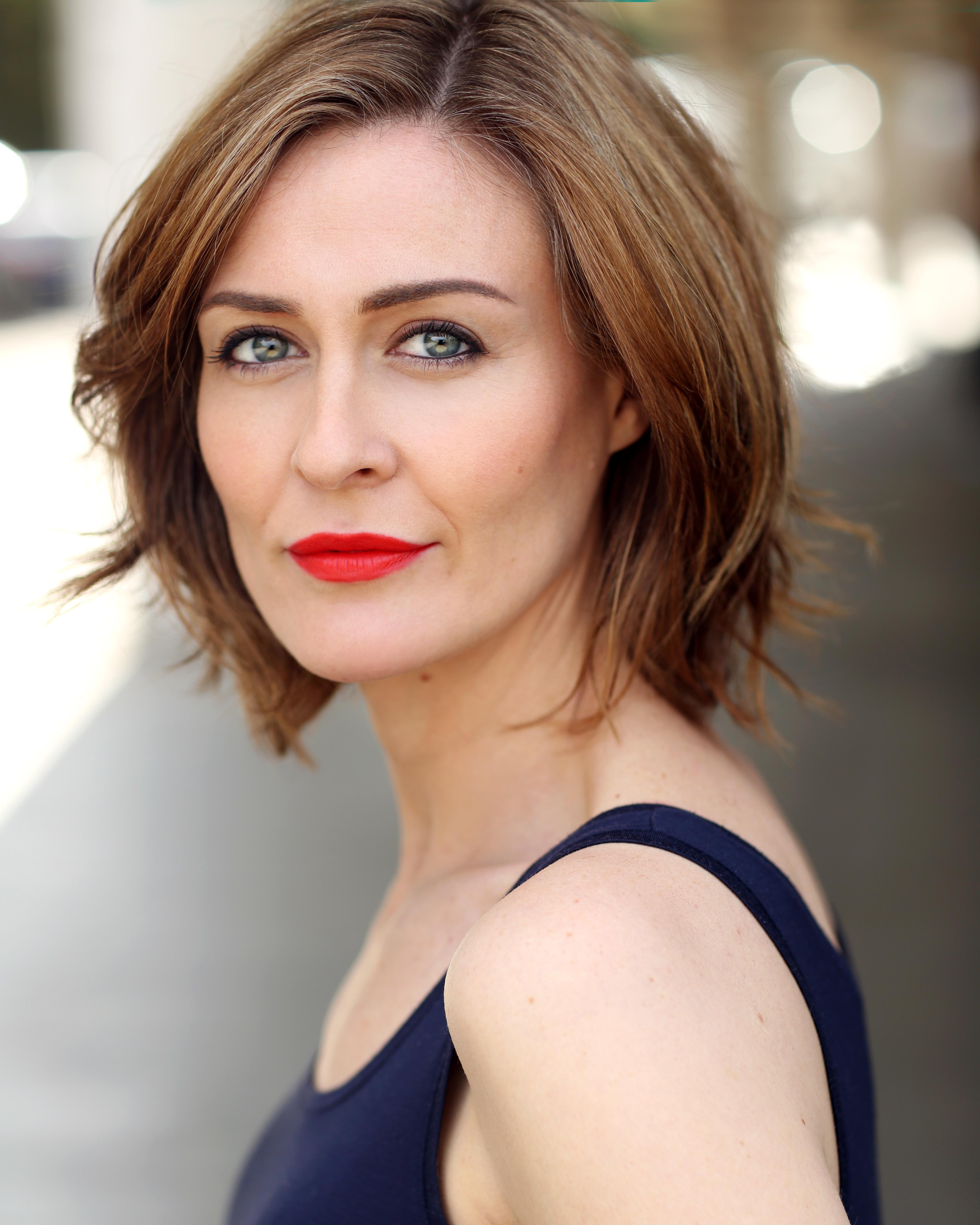 actor Poppy Roe large photo