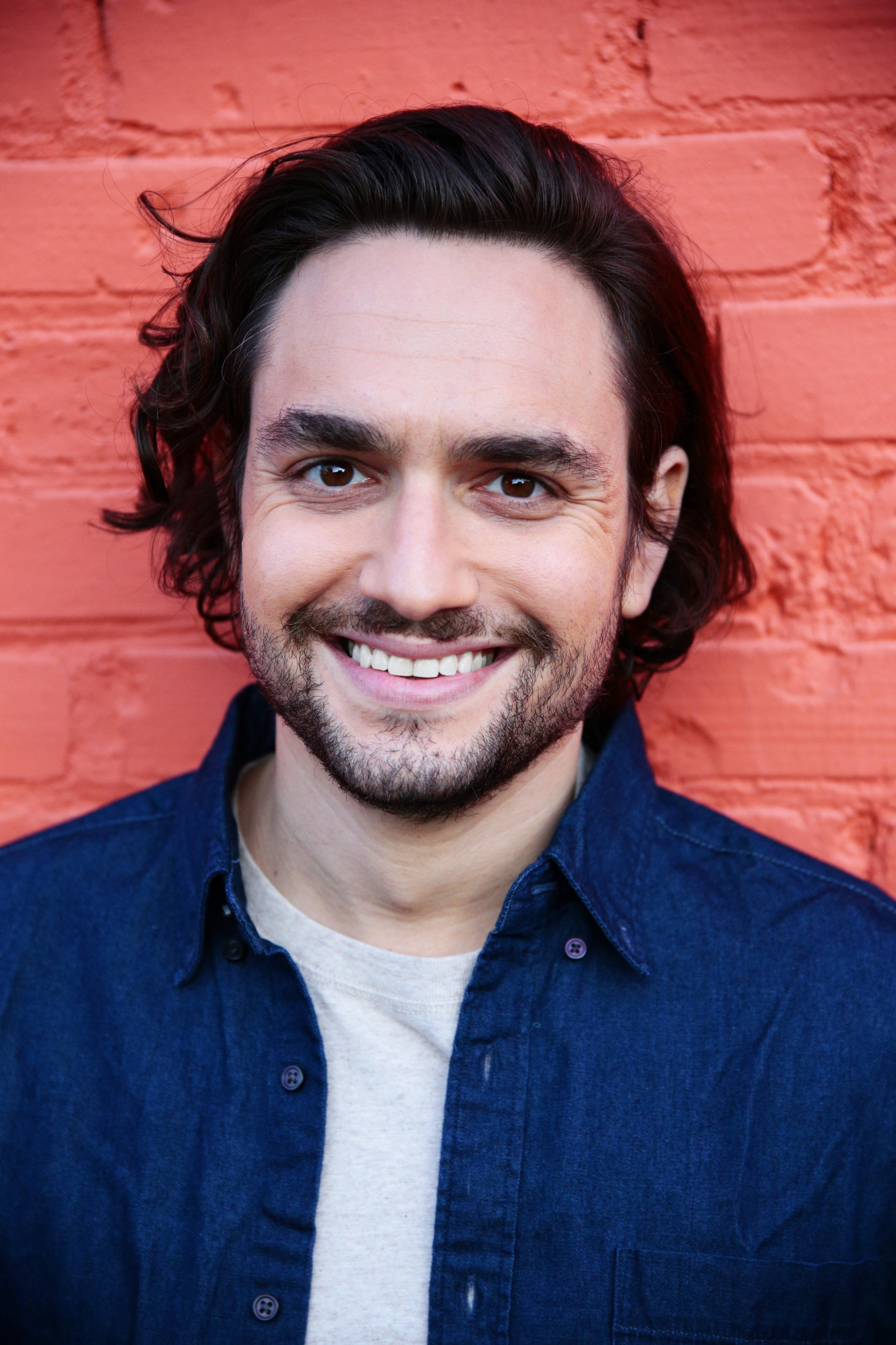 actor Aaron Eisenberg large photo