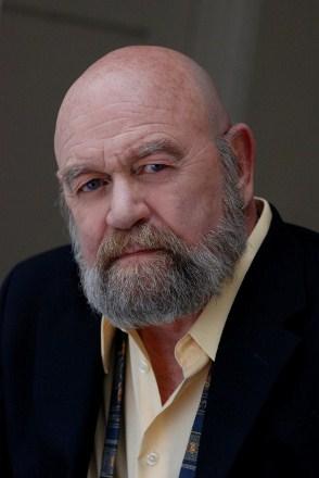 actor Dan Sutter large photo