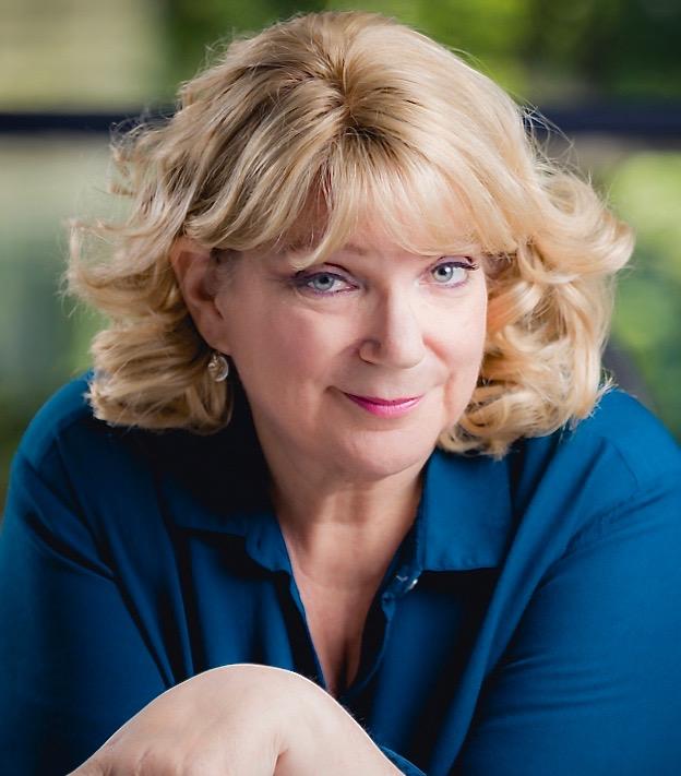 actor Kate Fitzgerald large photo