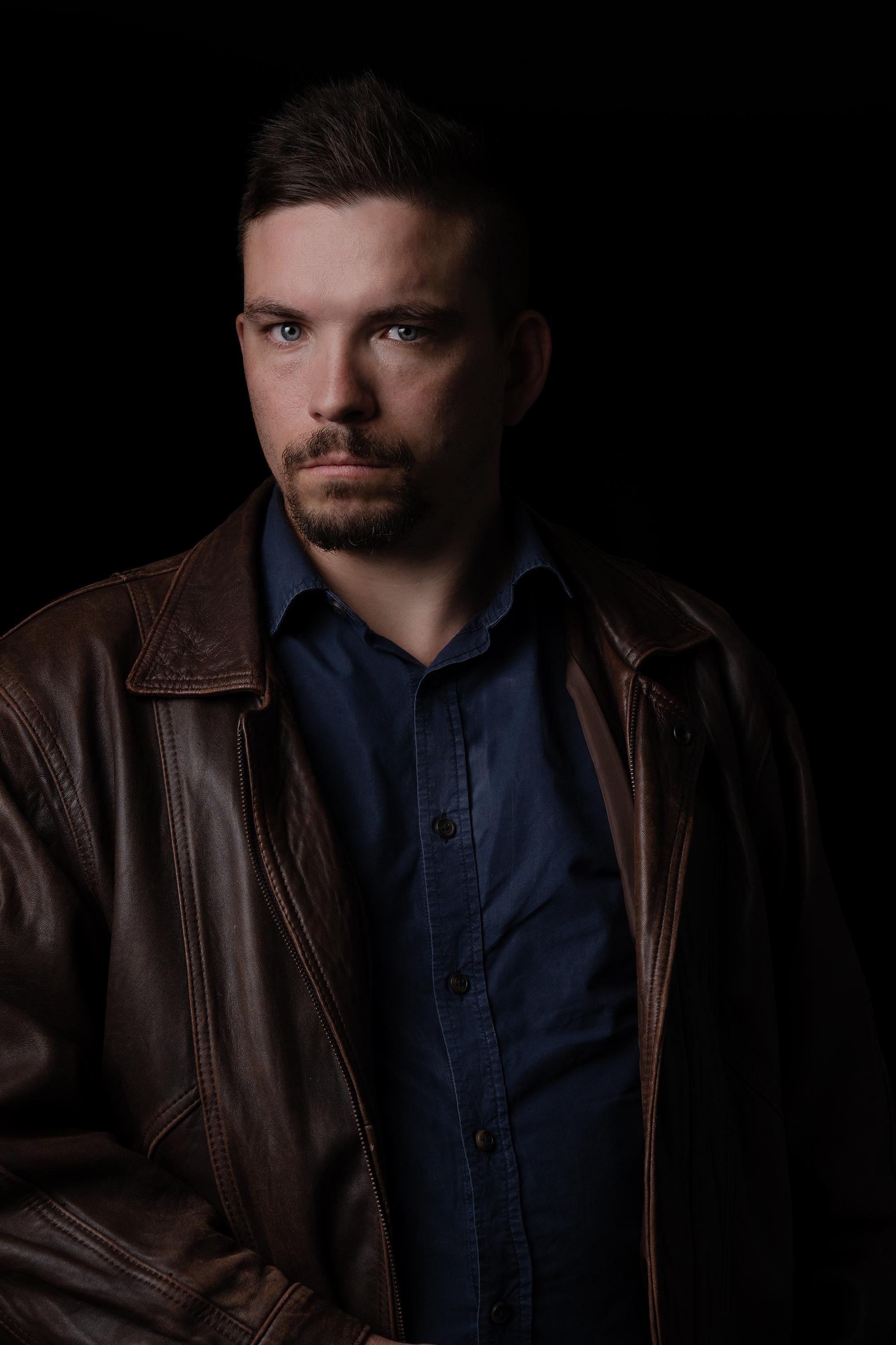 actor Timothy Courtman large photo