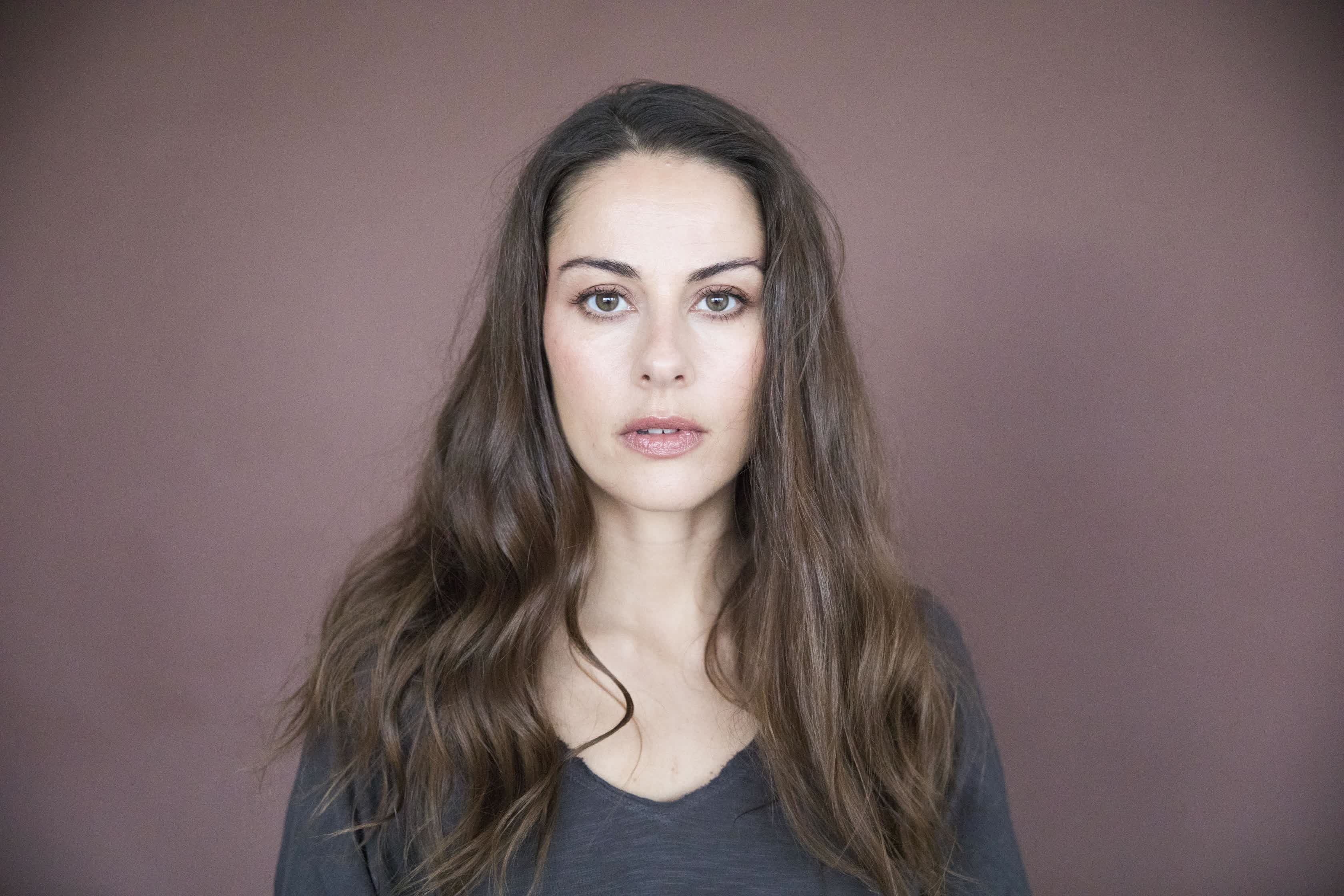 actor Vivian Ólafsdóttir large photo