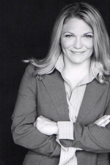 actor Lori Martini large photo