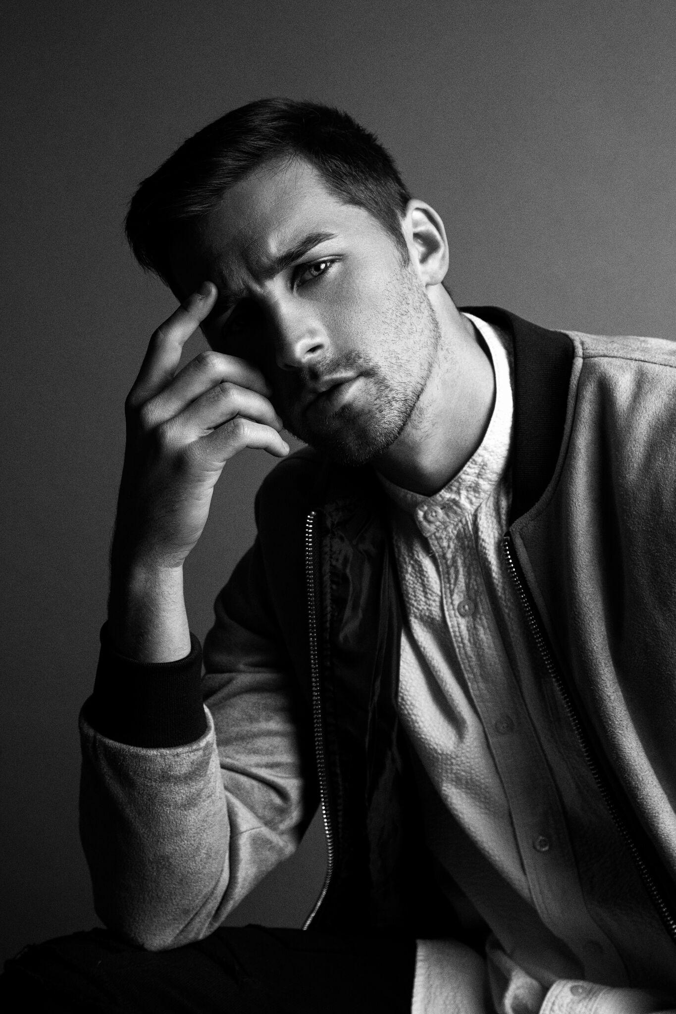 actor Cody Johns large photo