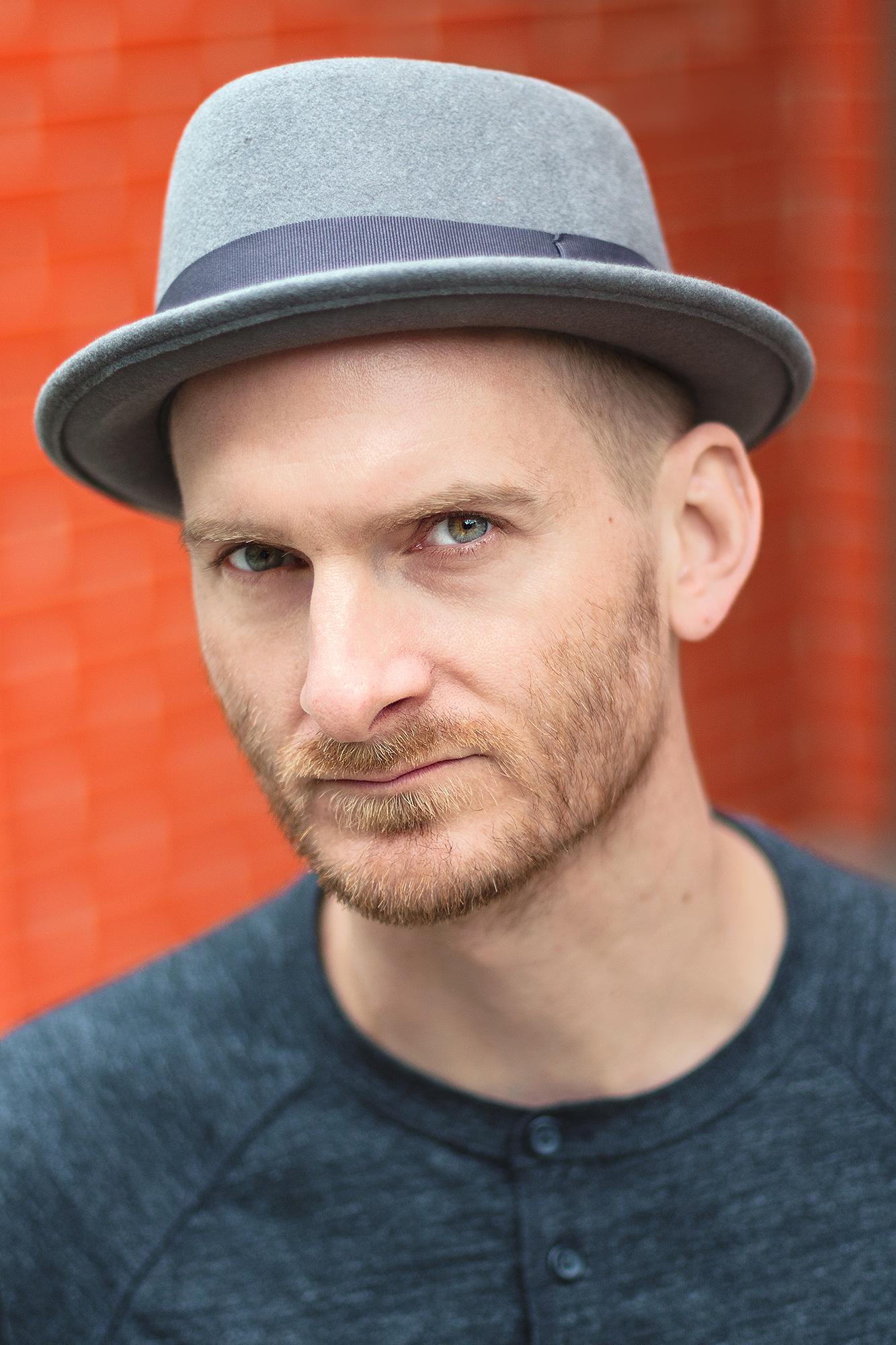 actor Carey Thring large photo