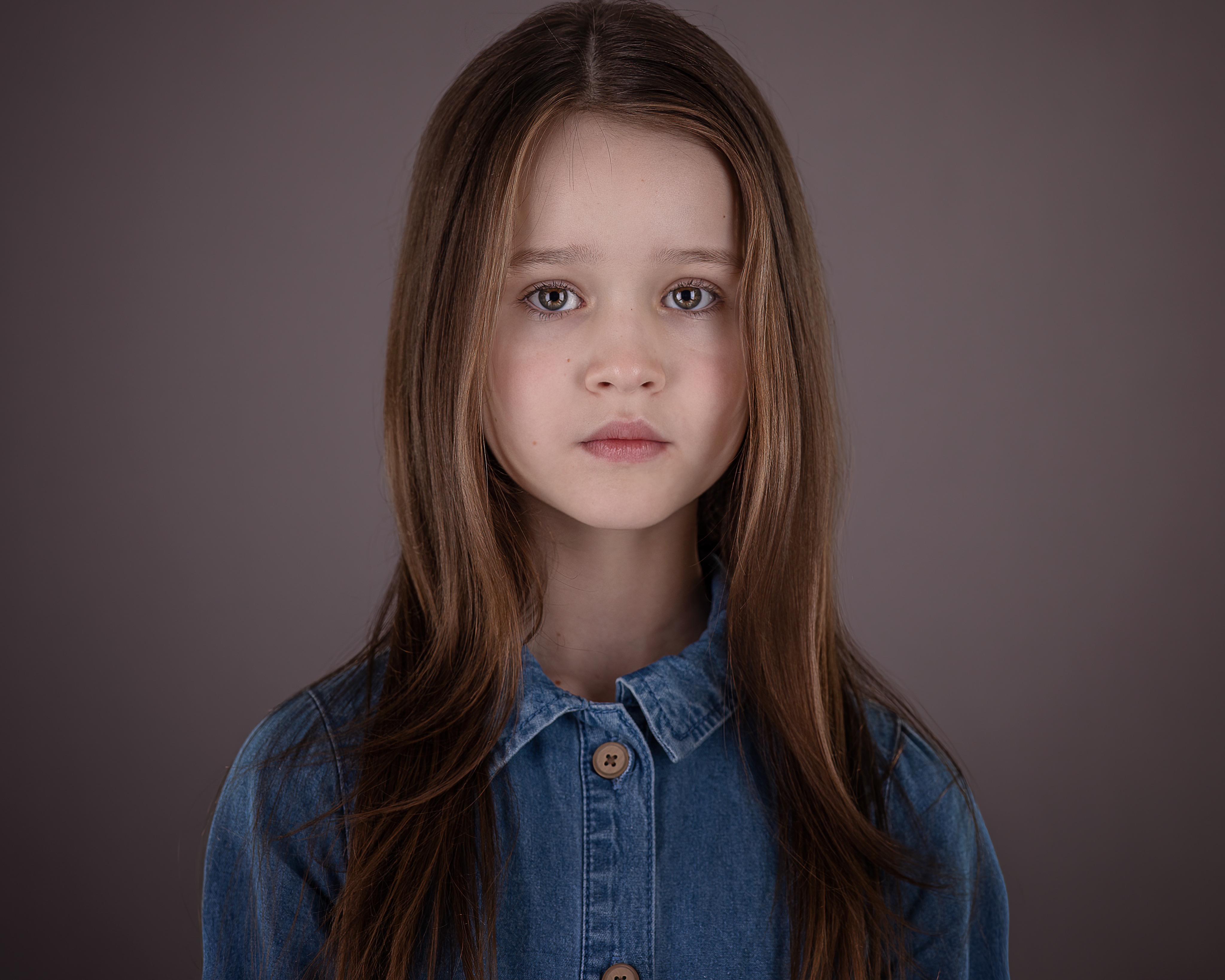 actor Molly Belle Wright large photo