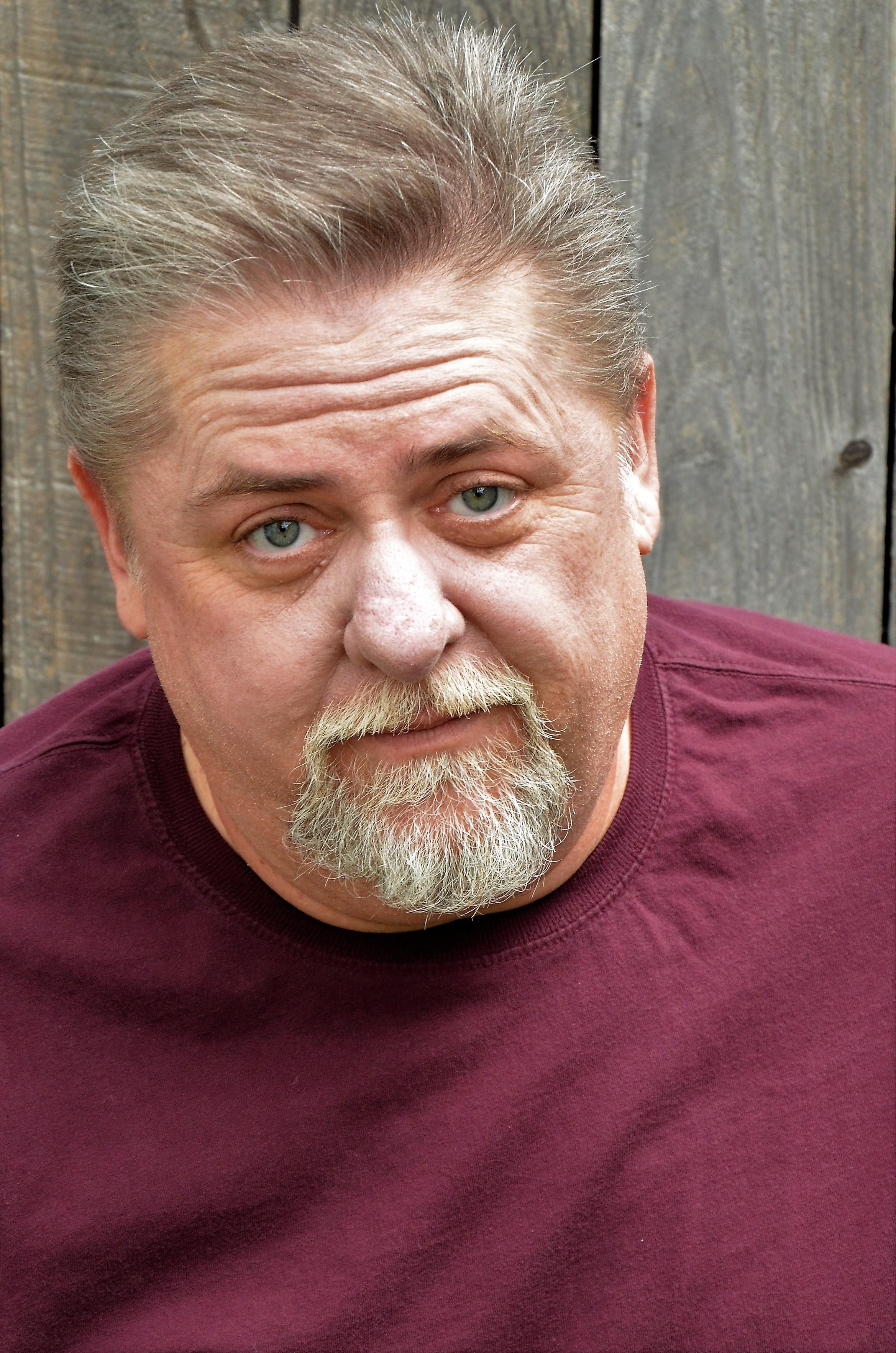 actor Robert John Brewer large photo