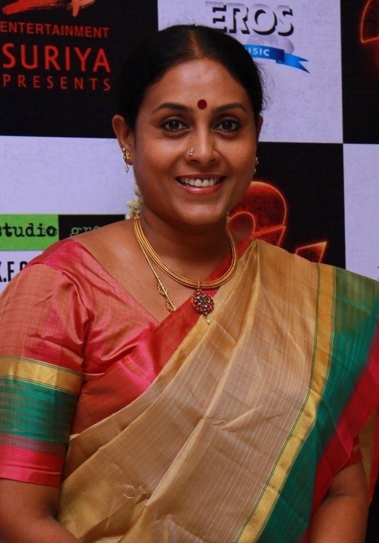 actor Saranya Ponvannan large photo