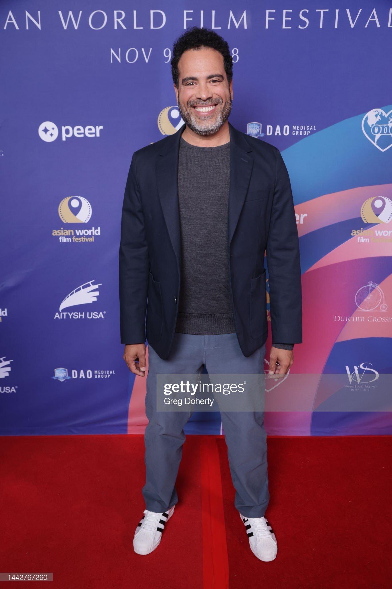 actor Sevier Crespo large photo