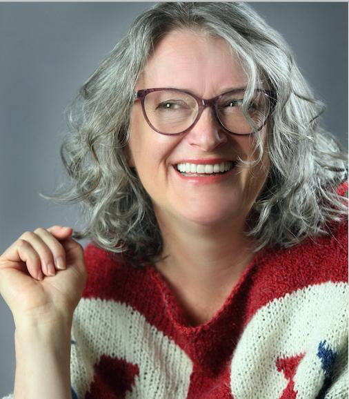 actor Sarah E Mitchell large photo