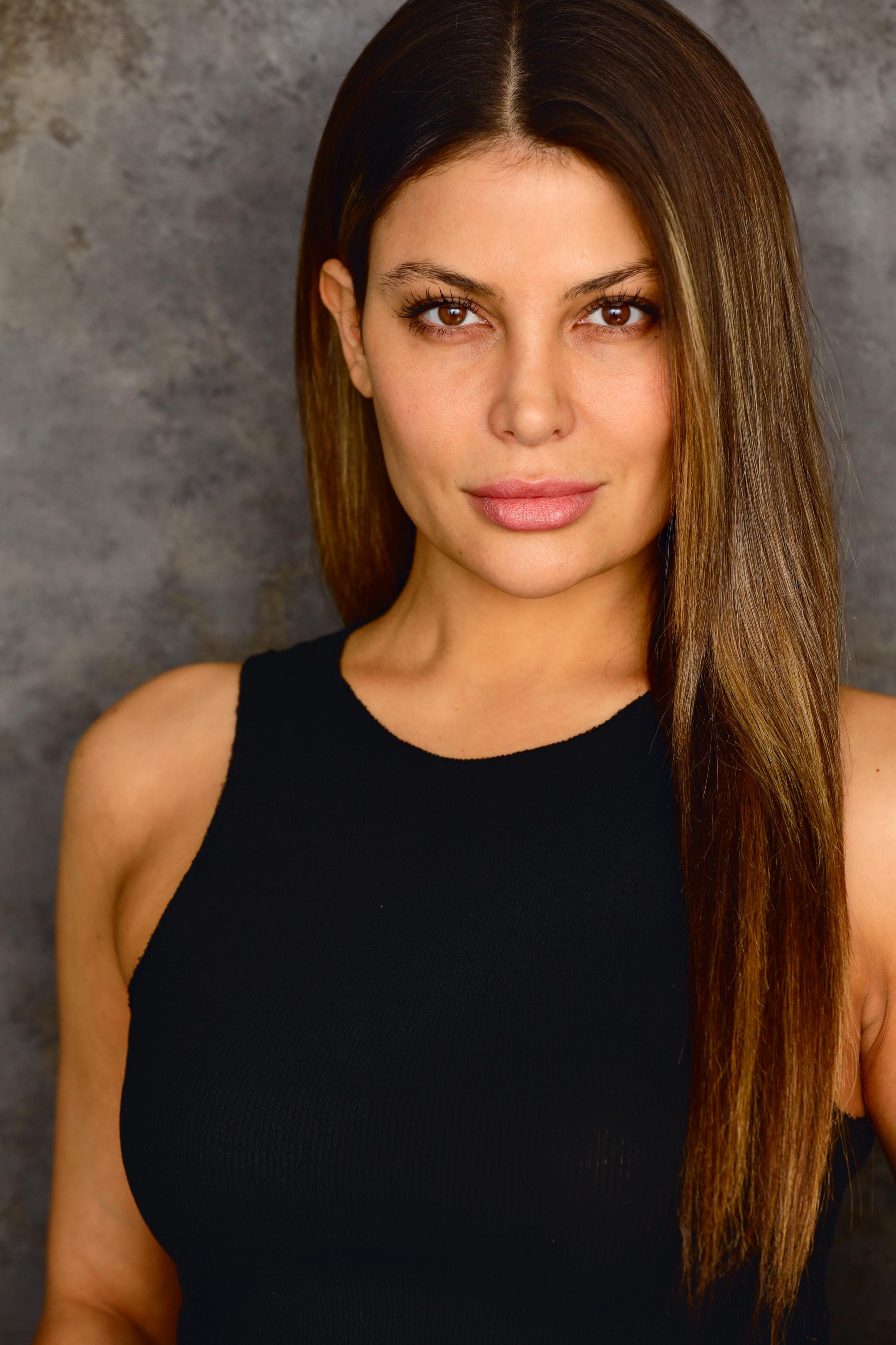 actor Carly Diamond Stone large photo