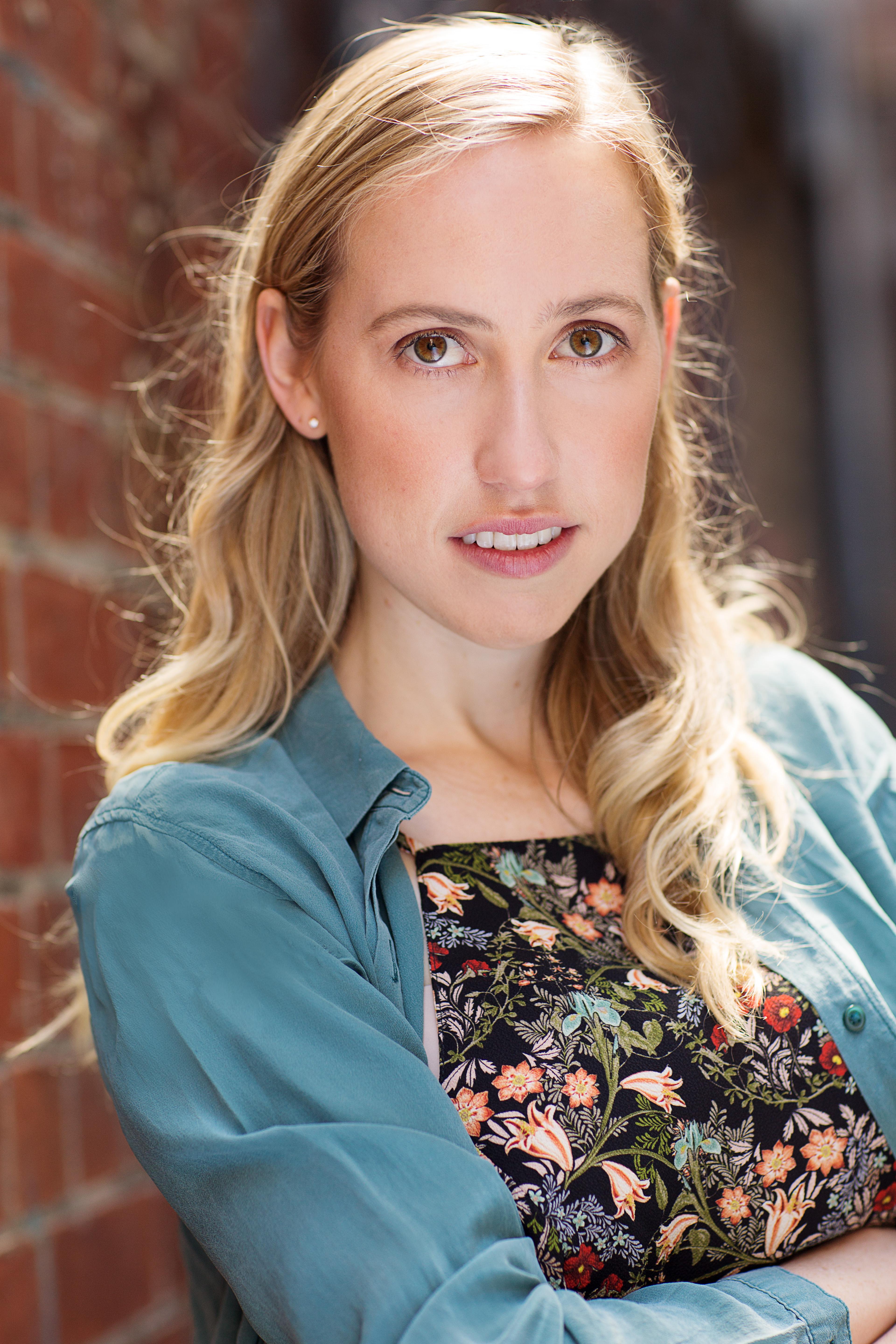 actor Madelaine Nunn large photo