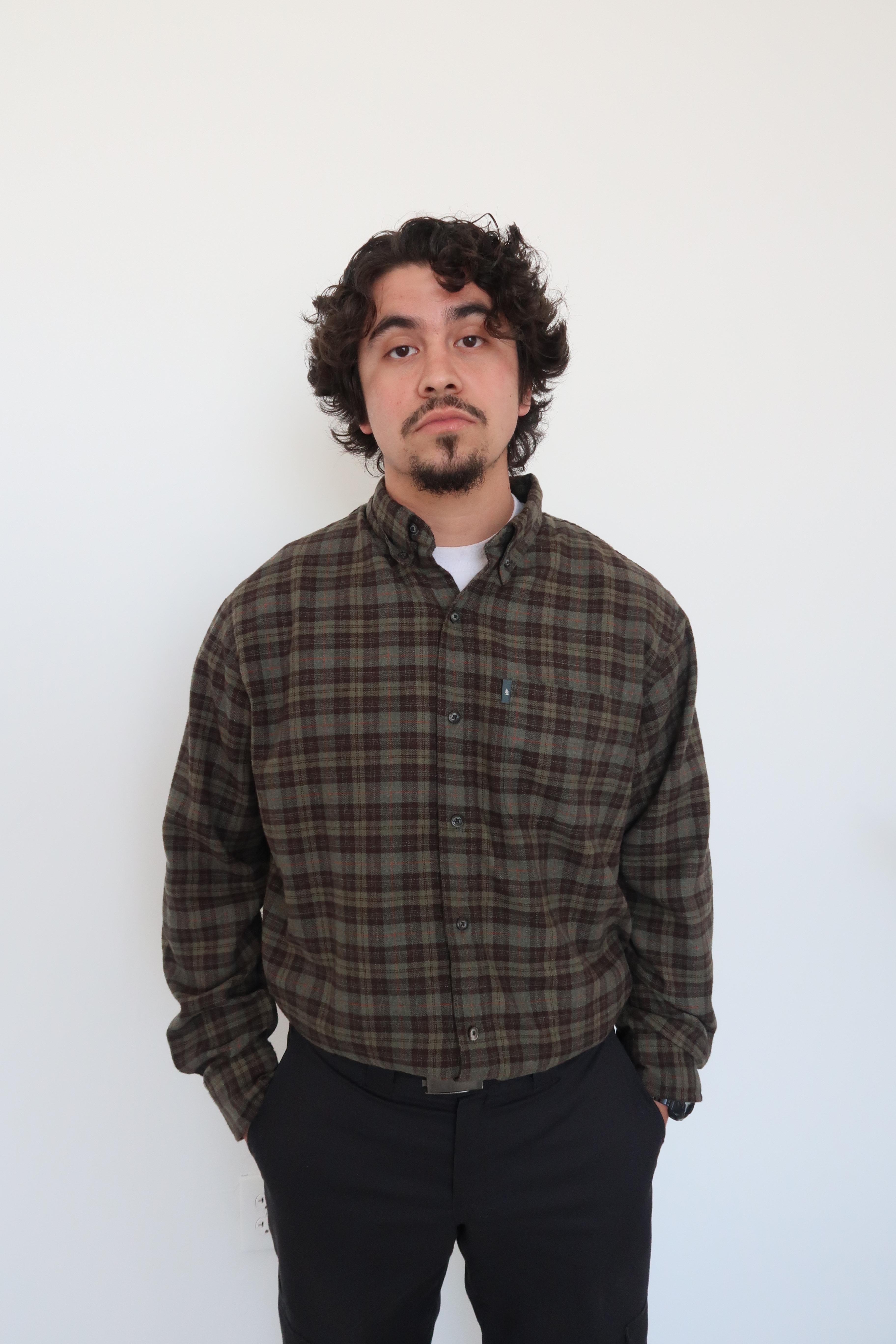 actor Vince Maldonado large photo