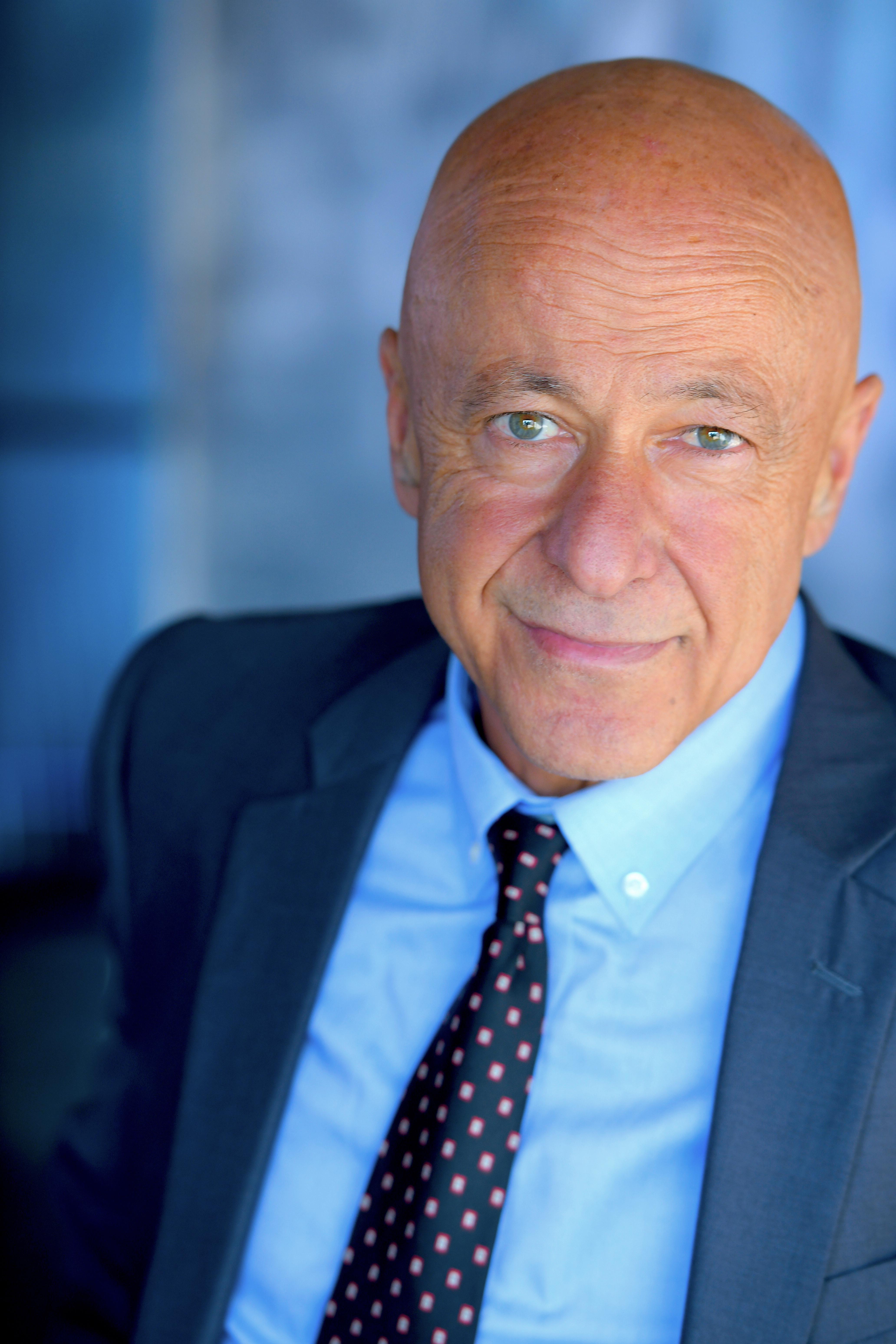 actor Jay Harik large photo