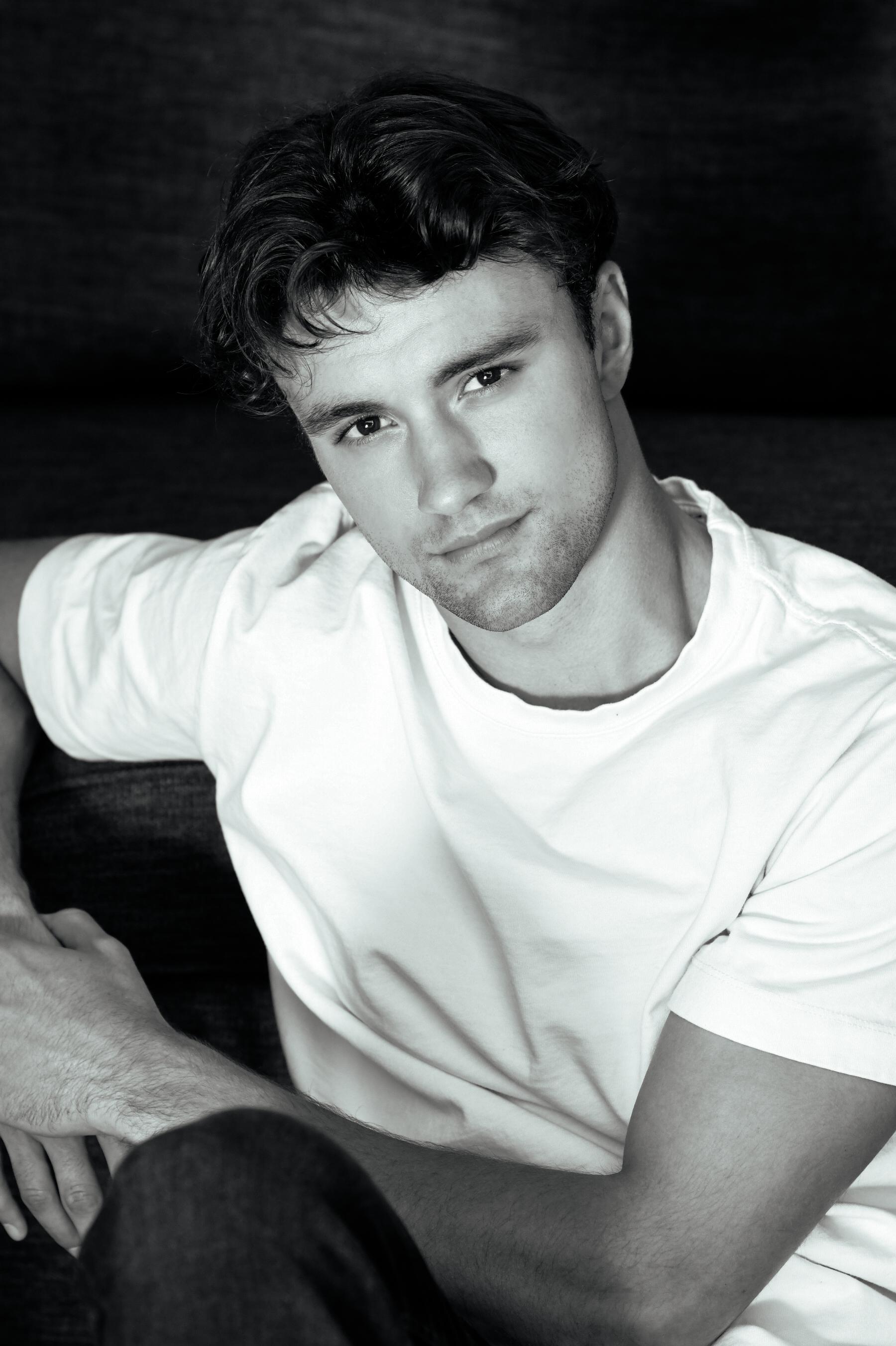 actor Khobe Clarke large photo