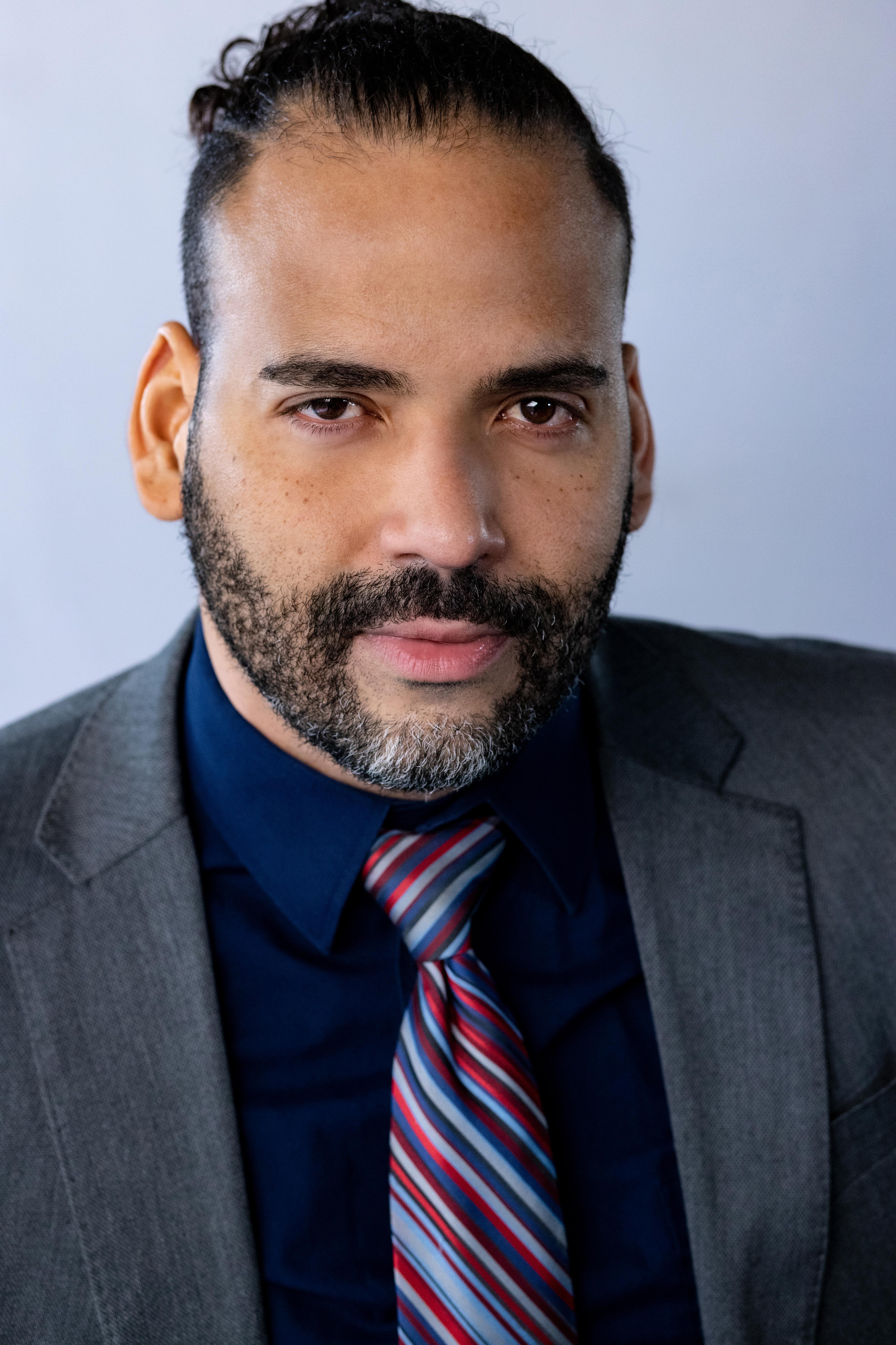 actor Teddy Rodriguez large photo