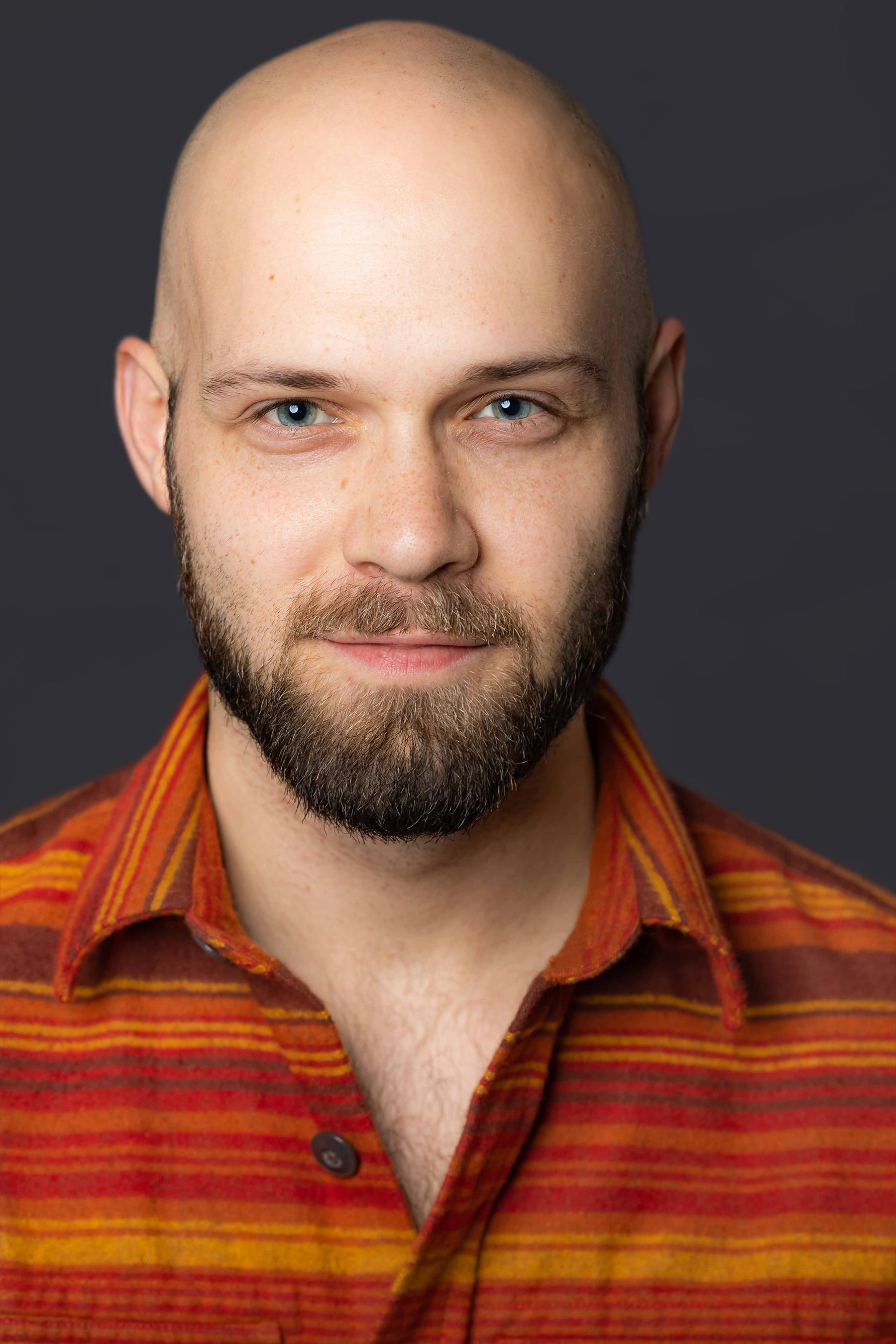 actor Thomas Steven Varga large photo