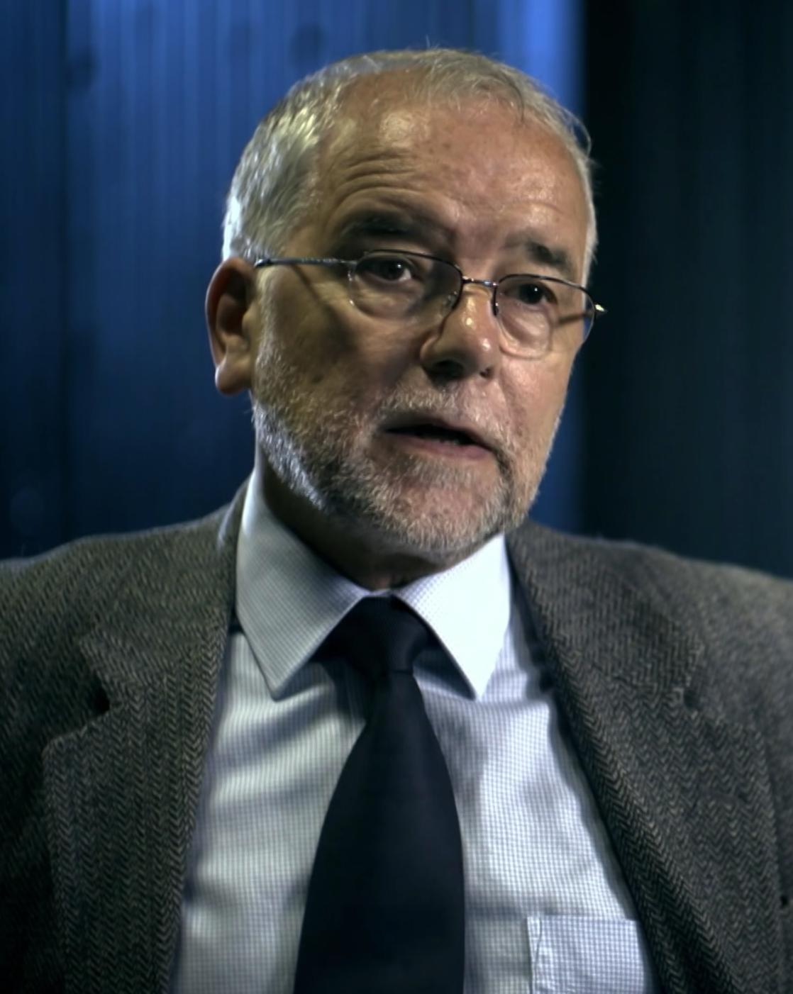 actor Mike Berry large photo