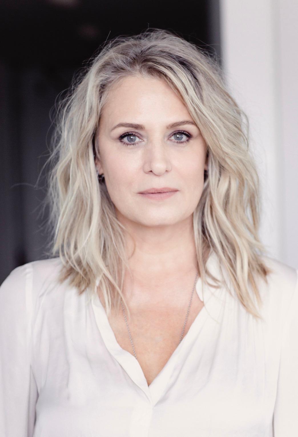 actor Samantha Smith large photo