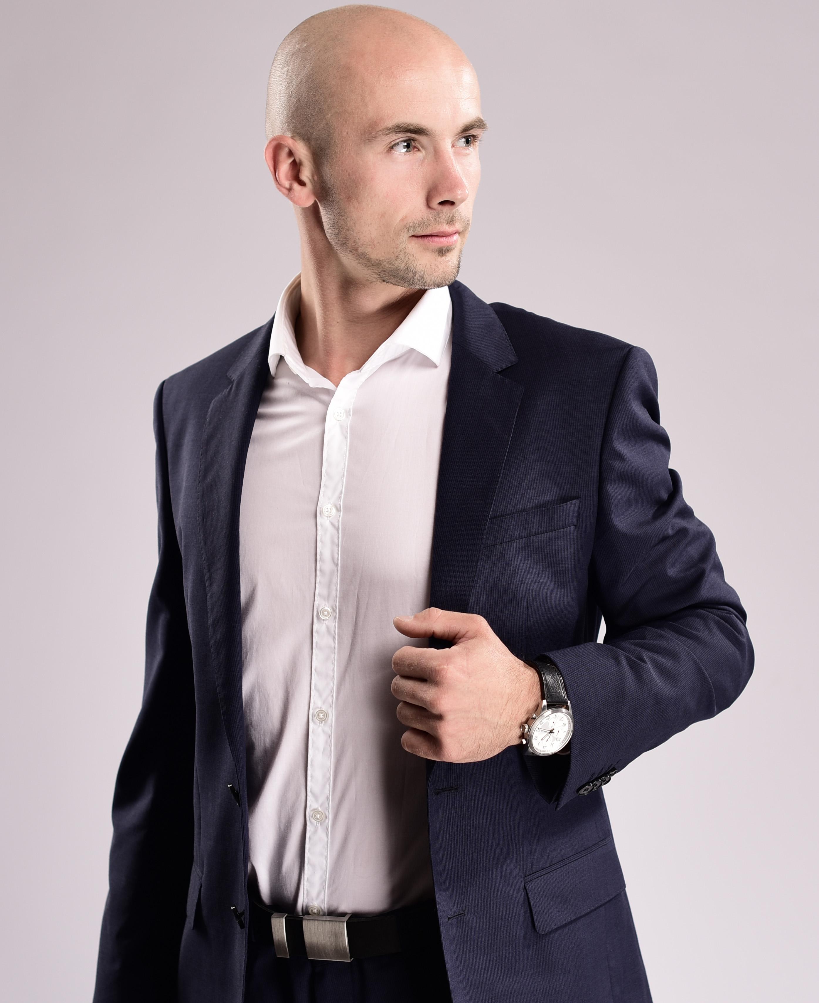 actor Benjamin Nippe large photo